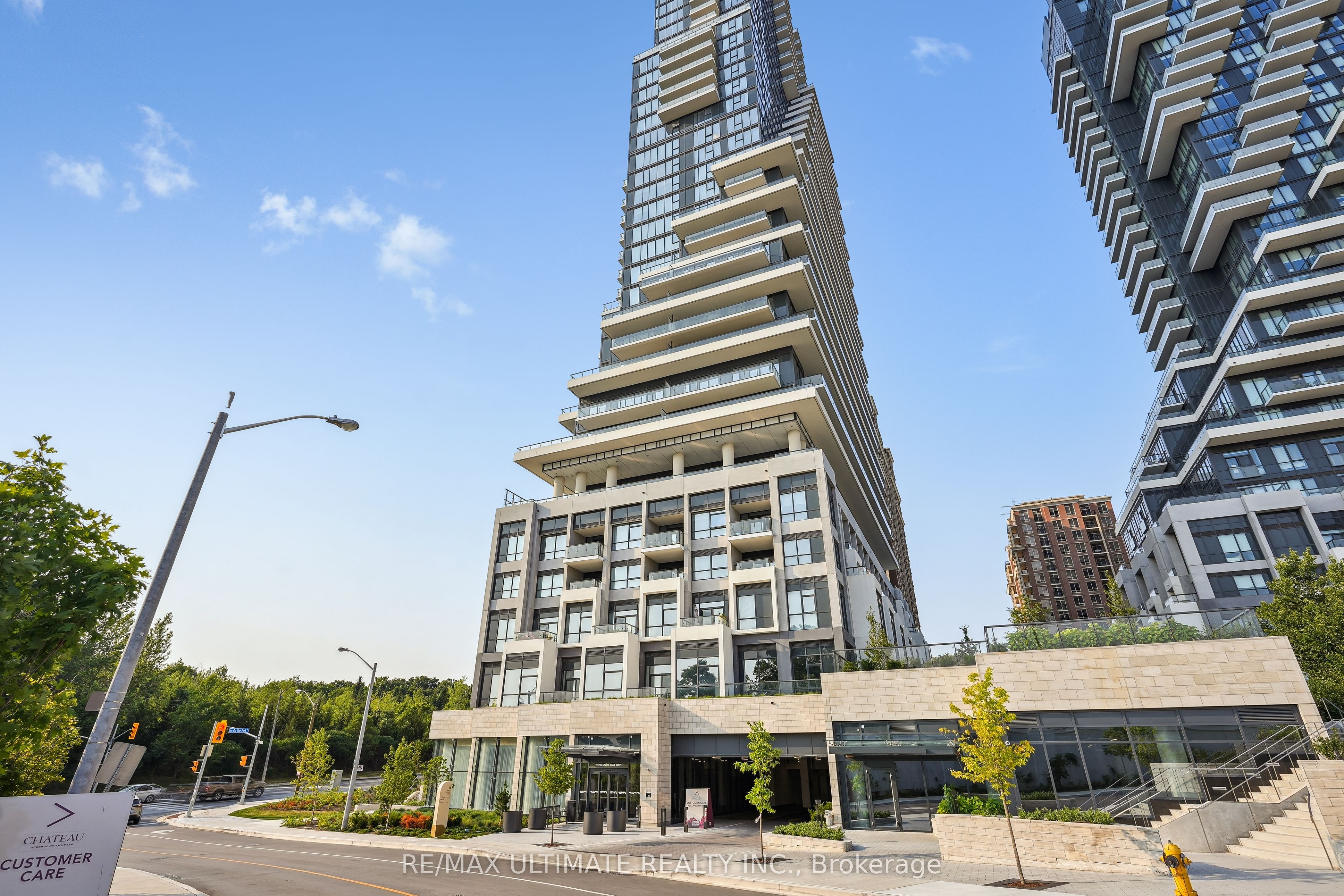 10 Inn On The Park Drive 3105, Toronto, ON M3C 0P9
