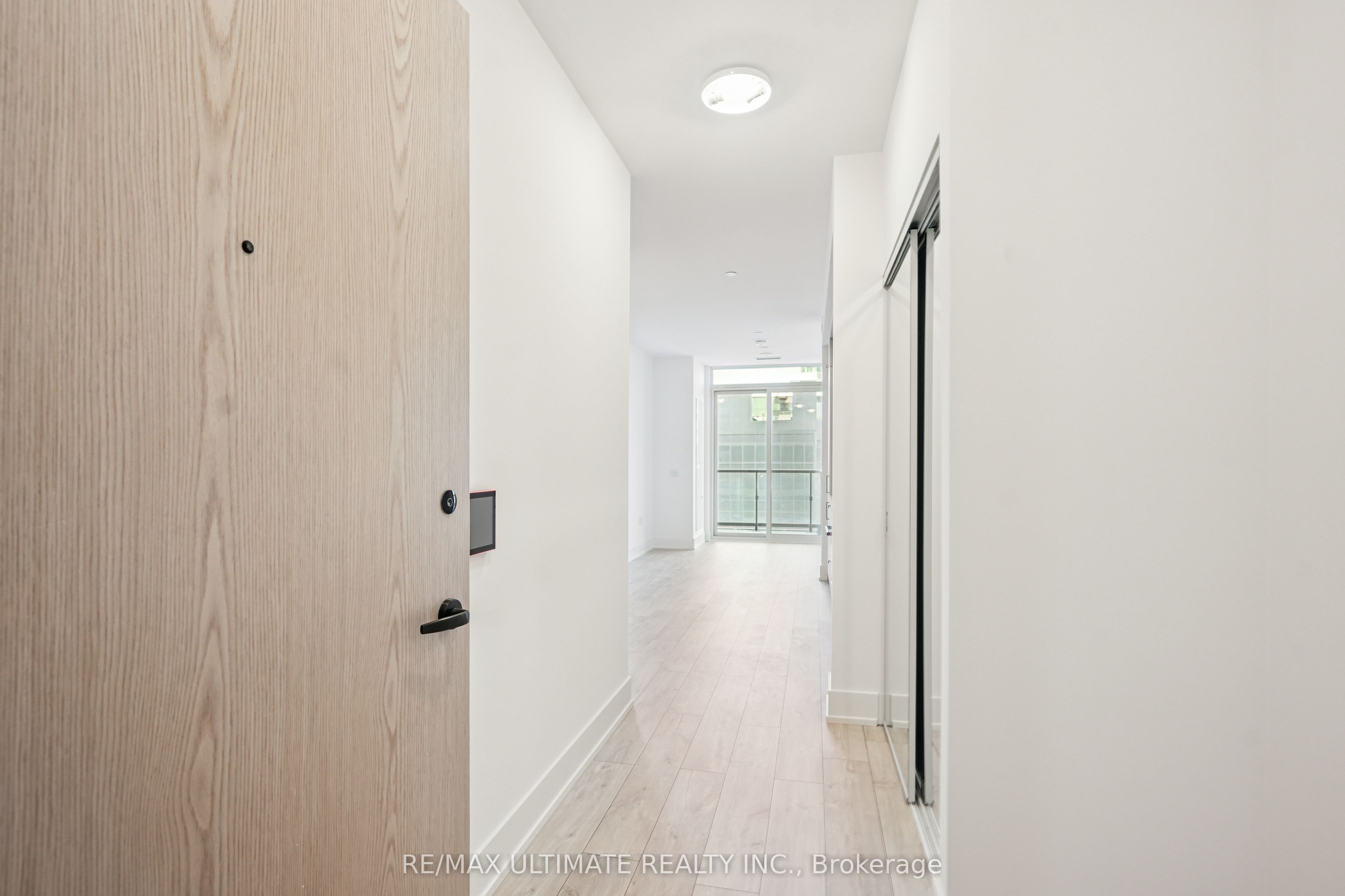 10 Inn On The Park Drive 3105, Toronto, ON M3C 0P9 photo 4