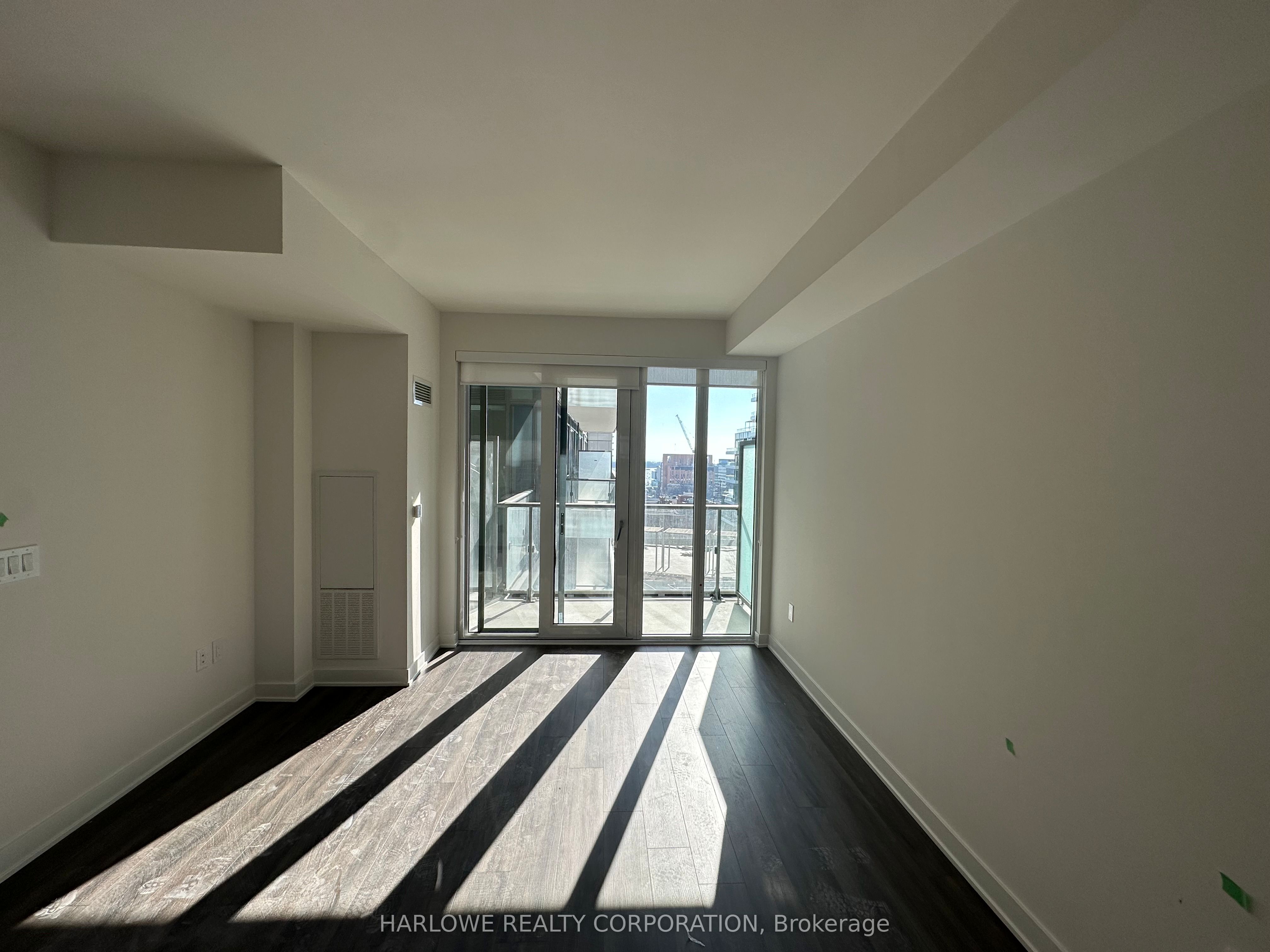 70 Princess Street 1435 E, Toronto, ON M5A 0X6 photo 4