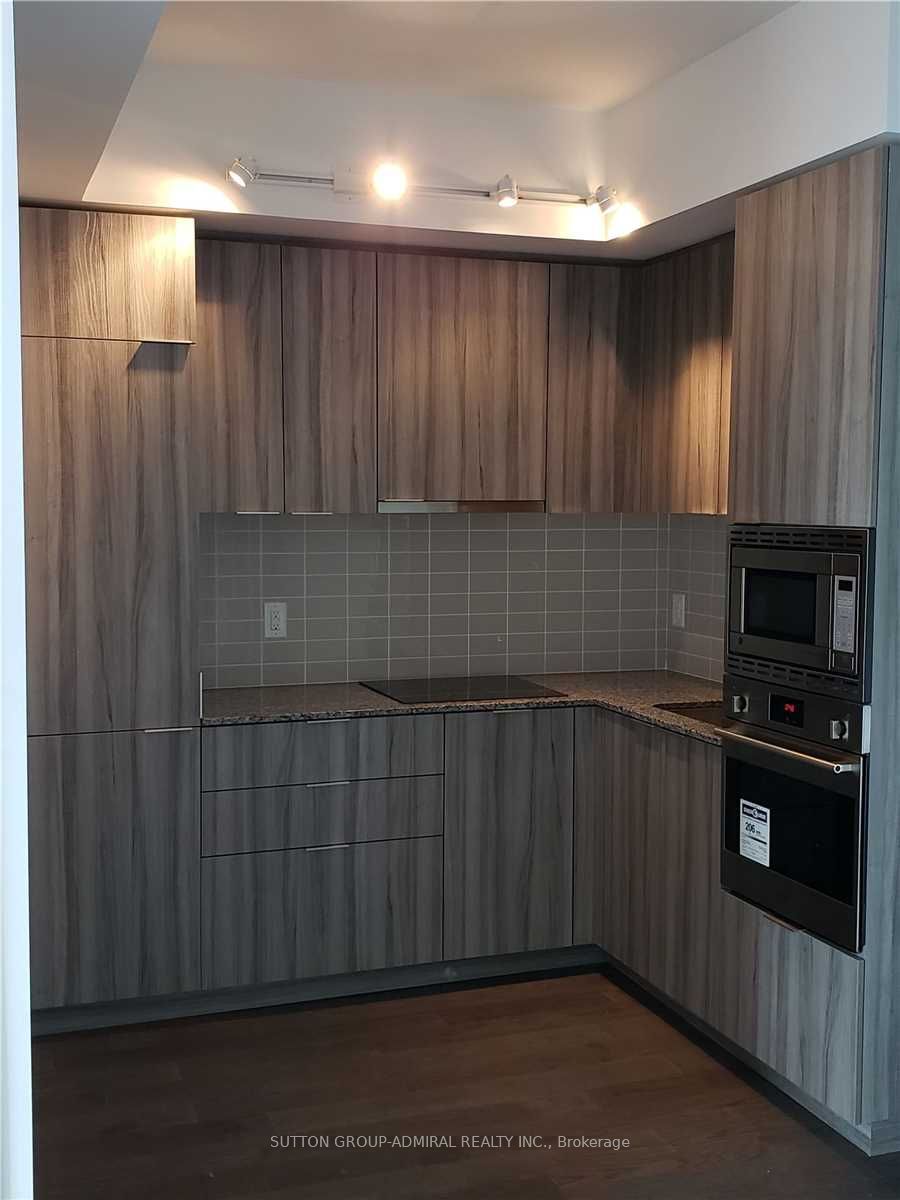 955 Bay Street 3012, Toronto, ON M5S 0C6 photo 5