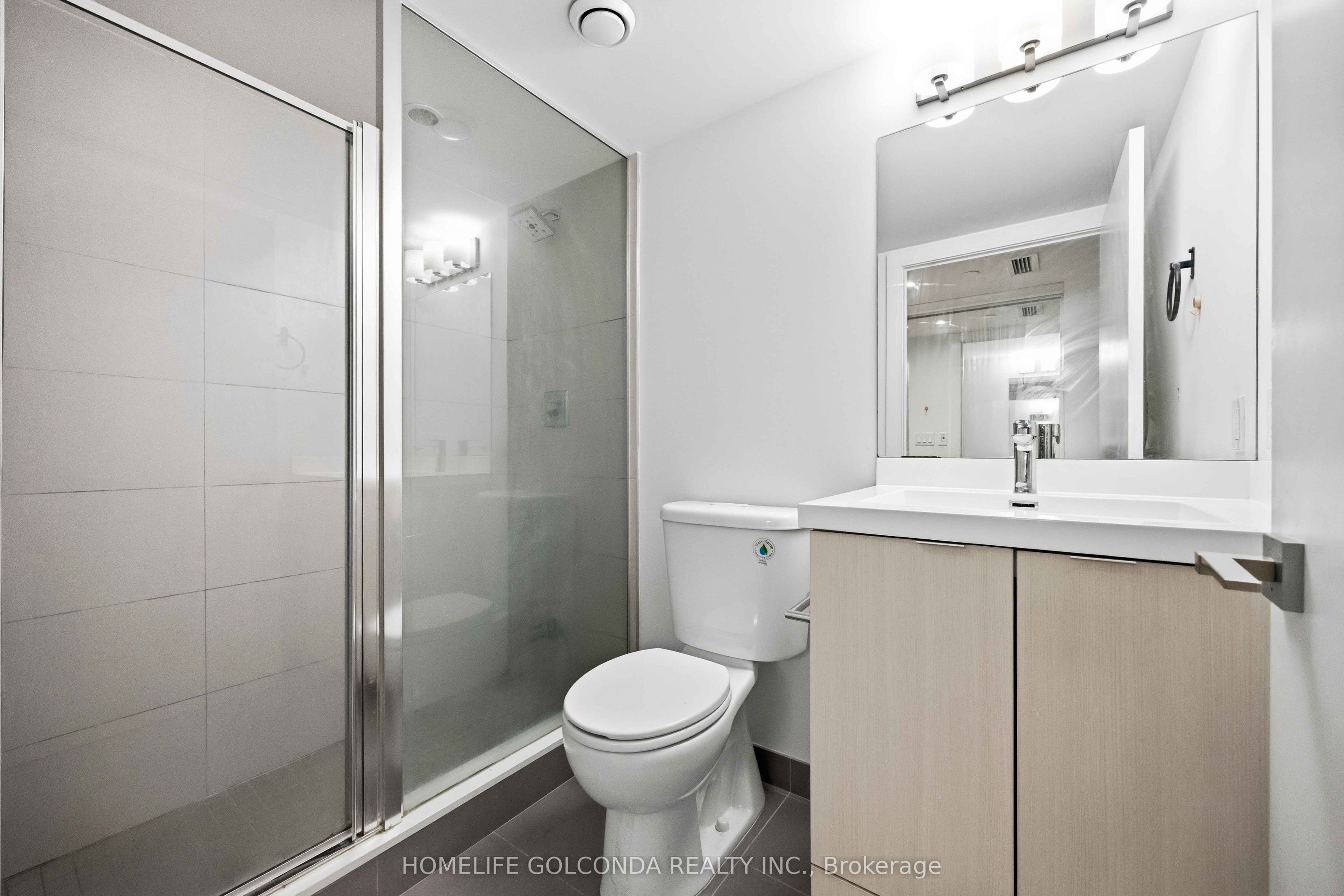 89 McGill Street 703, Toronto, ON M5B 0B1 photo 2
