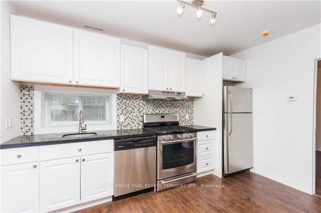 55 Hillsdale Avenue E 2, Toronto, ON M4S 1T4 photo 3