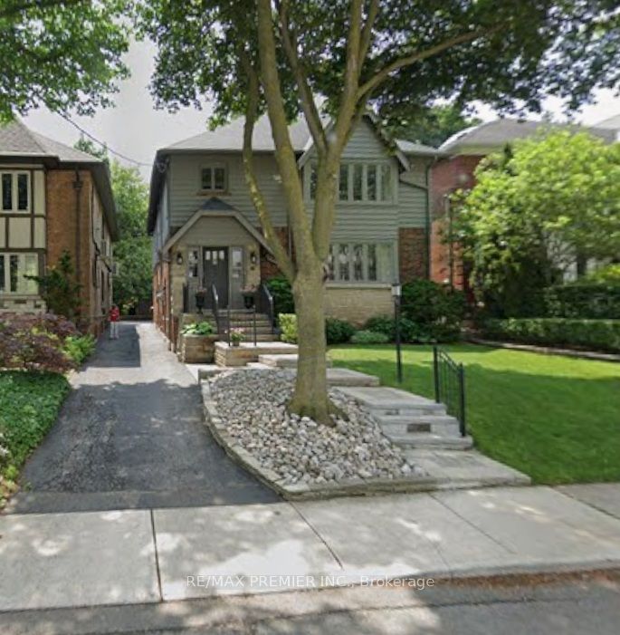 5 Killarney Road Lower Level, Toronto, ON M5P 1L7