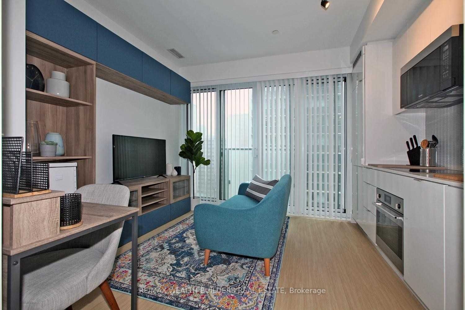 7 Grenville Street 1108, Toronto, ON M4Y 1A1