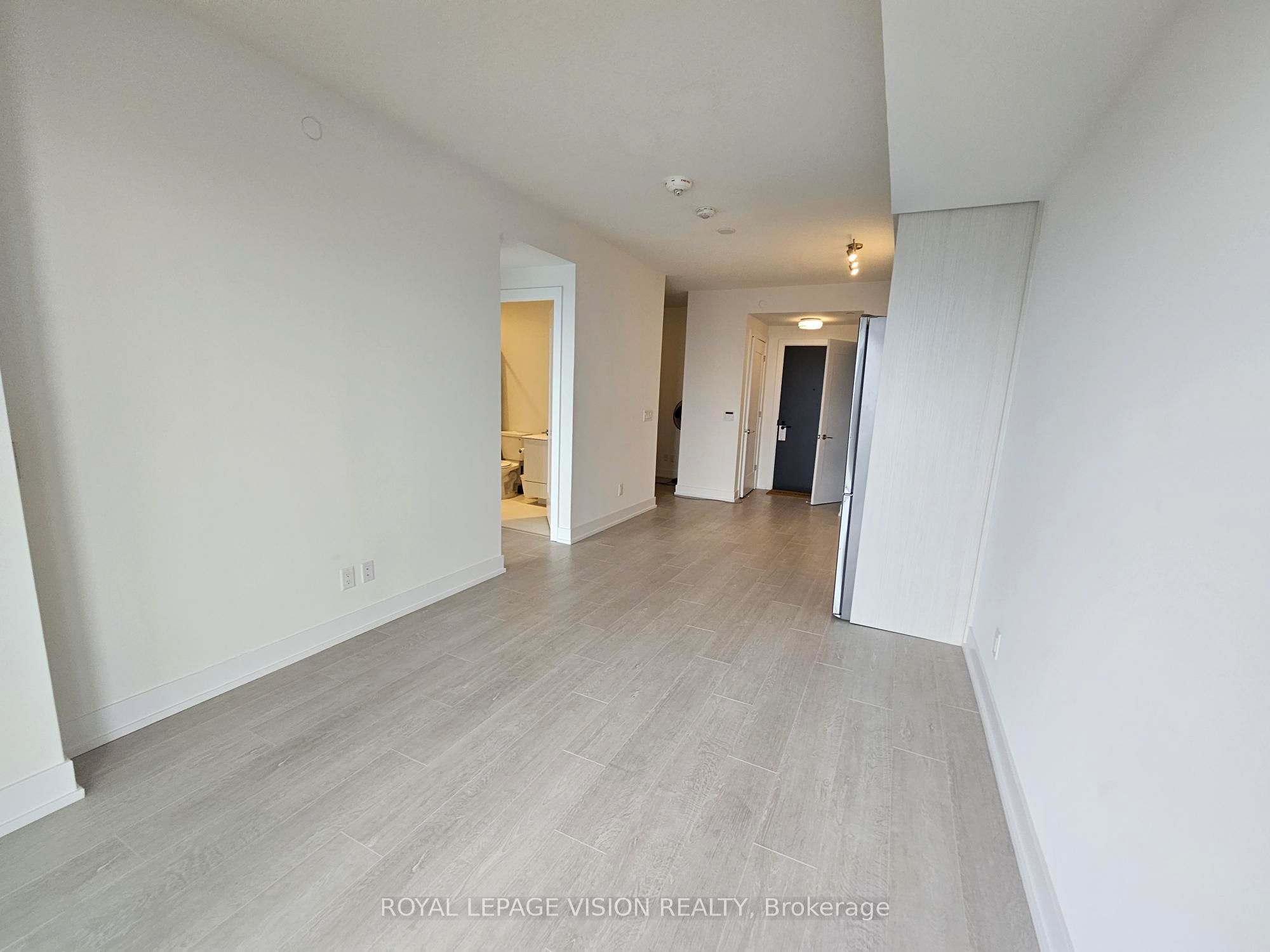 25 Adra Grado Way 1238, Toronto, ON M2J 0H6 photo 4