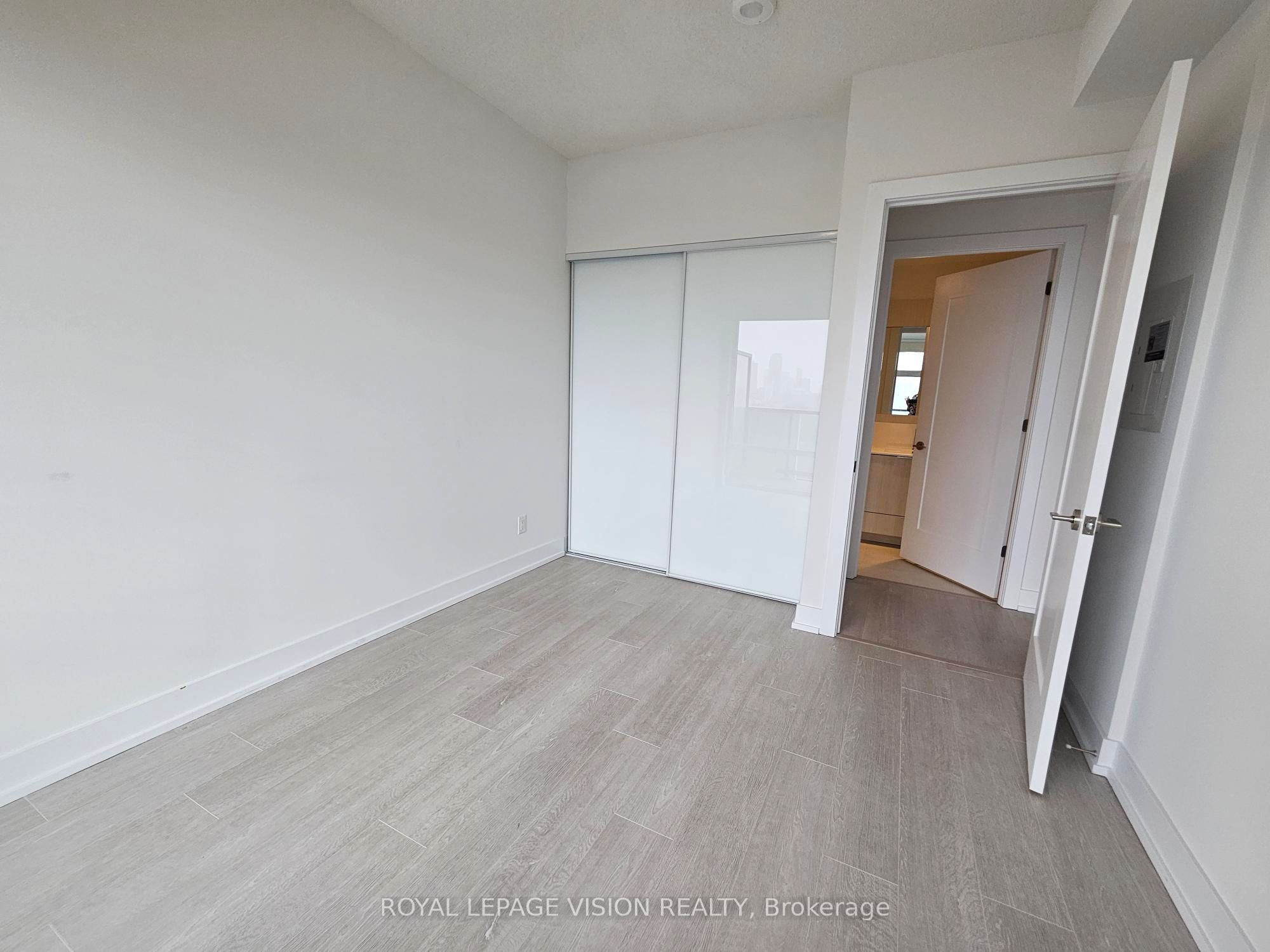 25 Adra Grado Way 1238, Toronto, ON M2J 0H6 photo 5