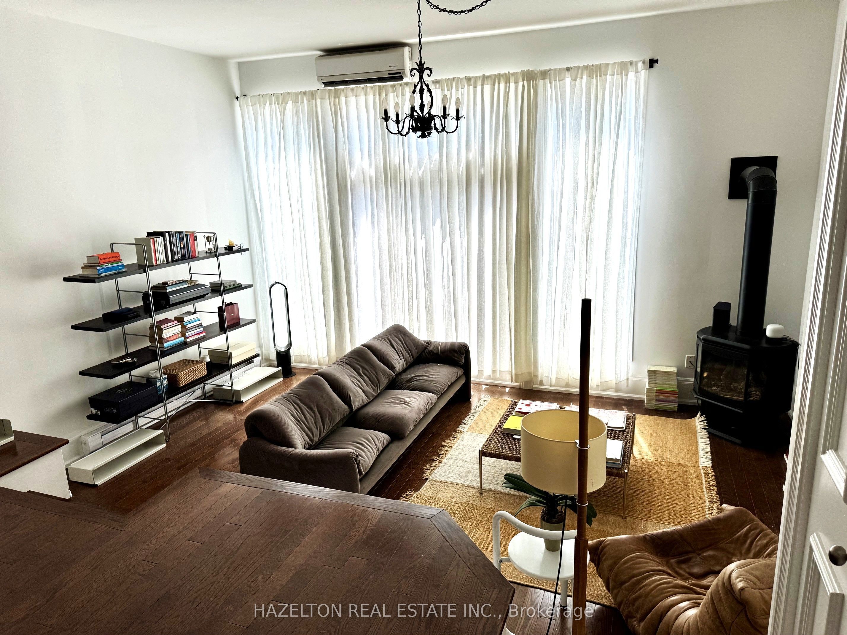 19 Lowther Avenue 3, Toronto, ON M5R 1C5 photo 2