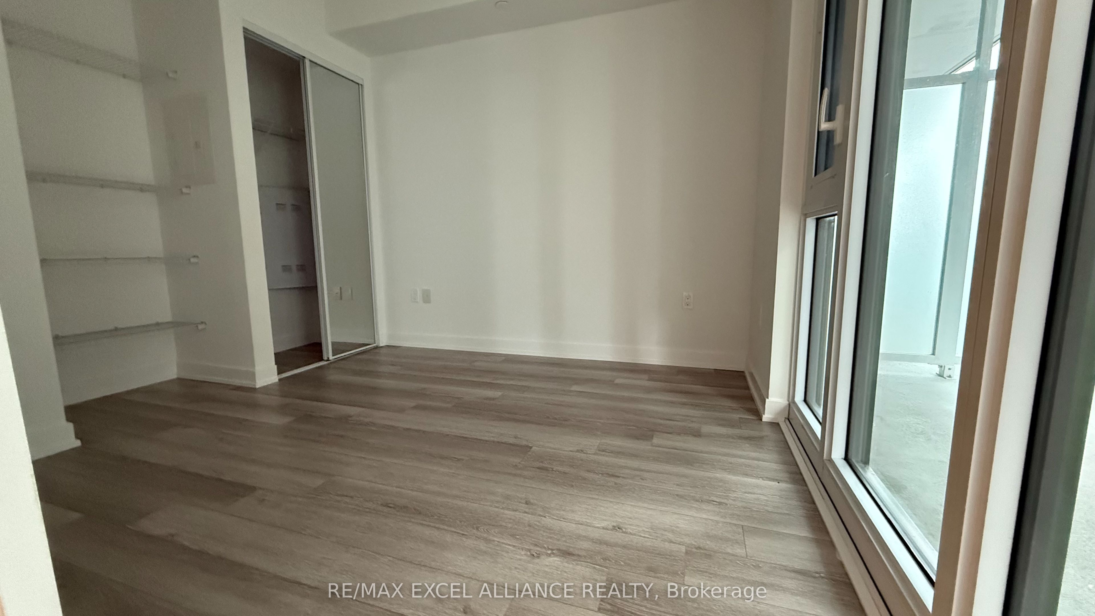 230 Simcoe Street 2611, Toronto, ON M5T 1T4 photo 5