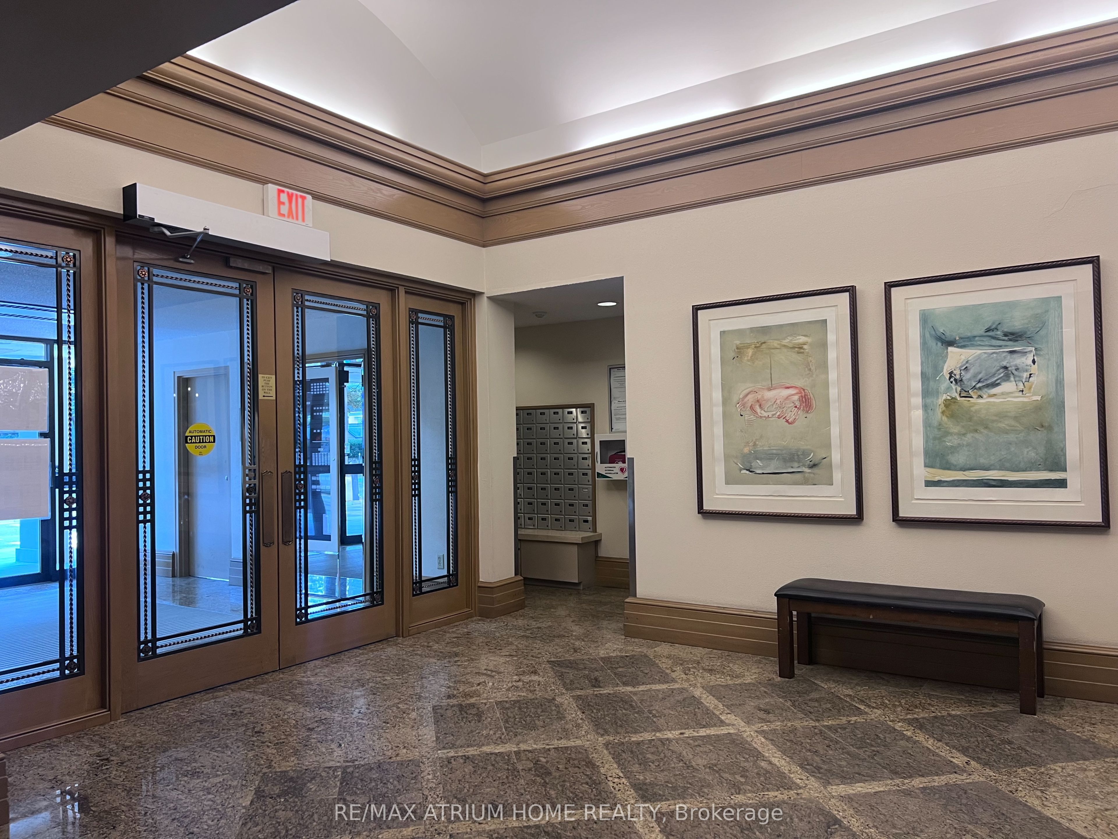5 Kenneth Avenue 1406, Toronto, ON M2N 6M7 photo 3