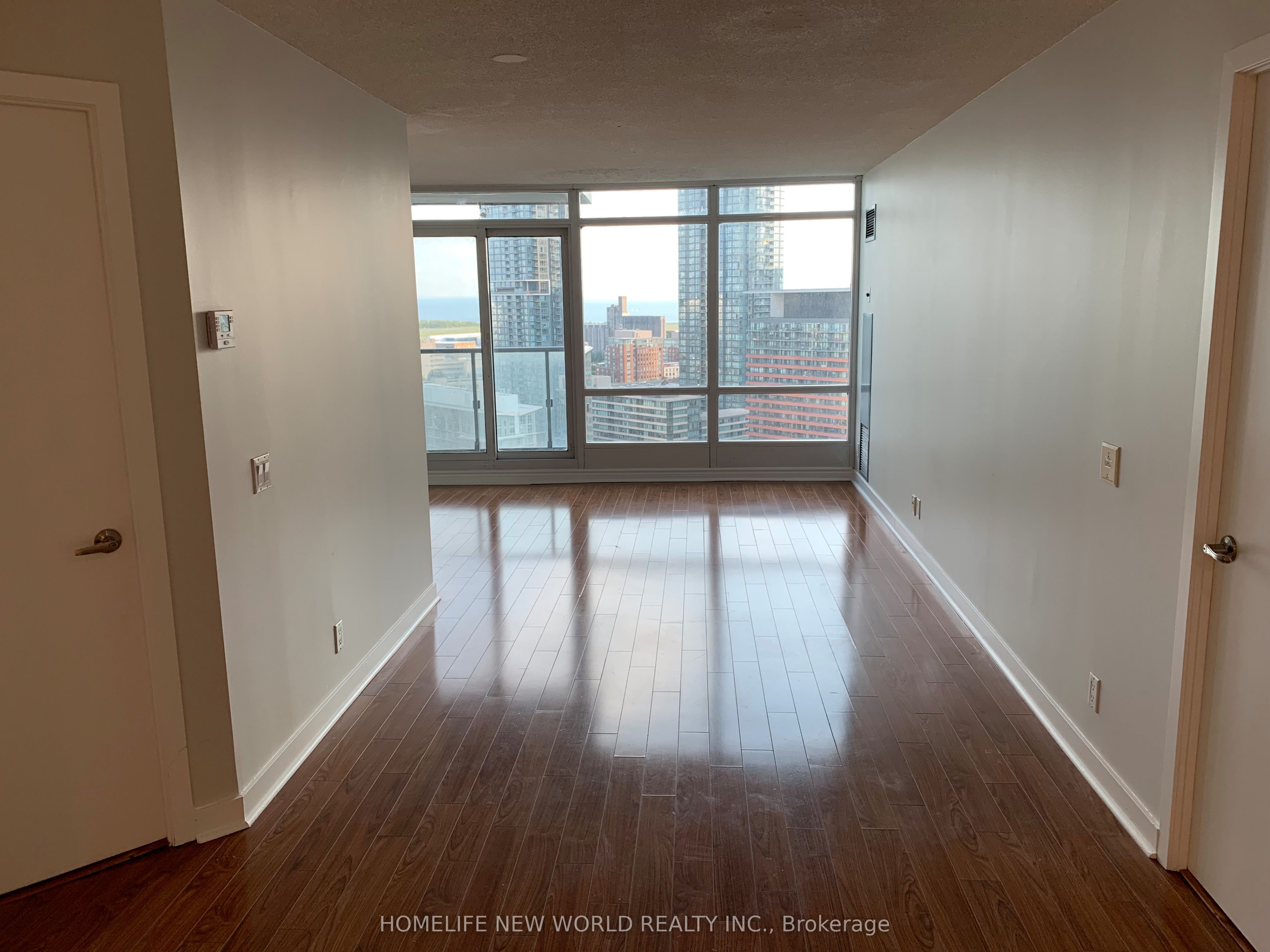 361 Front Street 2607, Toronto, ON M5V 3R5 photo 4