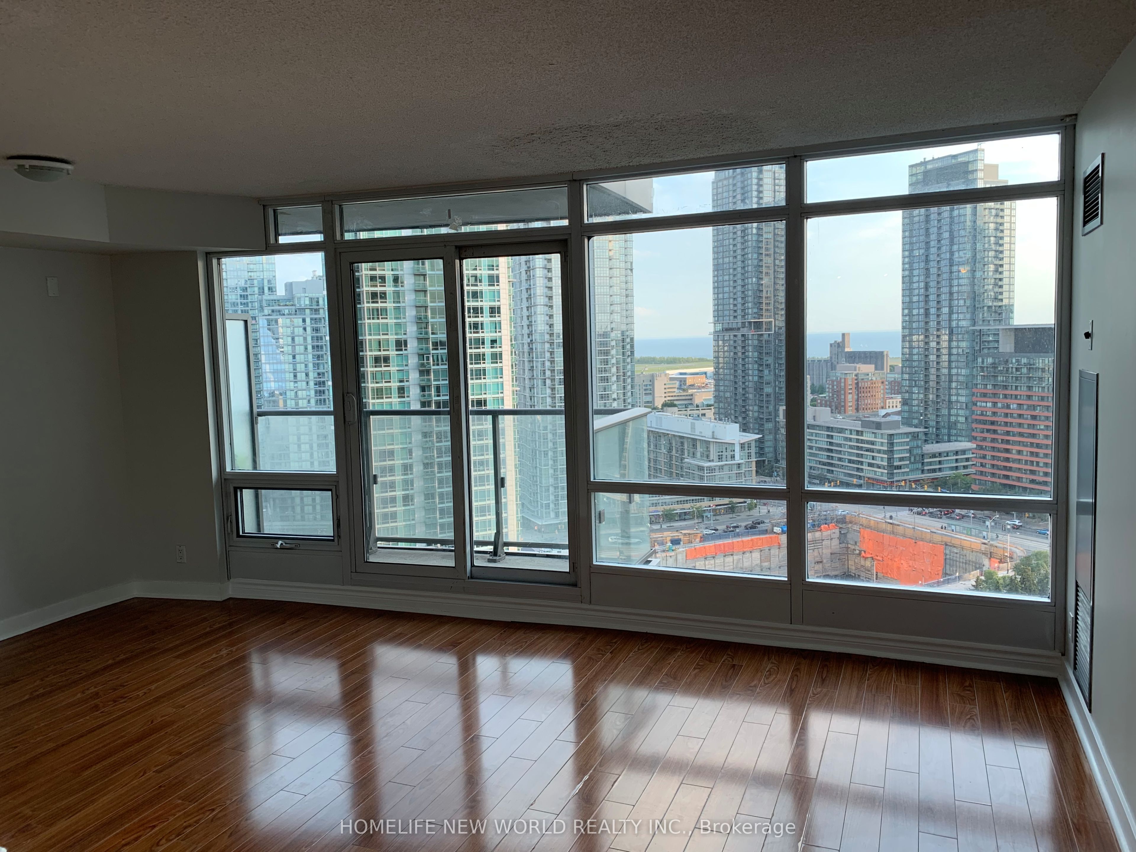 361 Front Street 2607, Toronto, ON M5V 3R5 photo 5