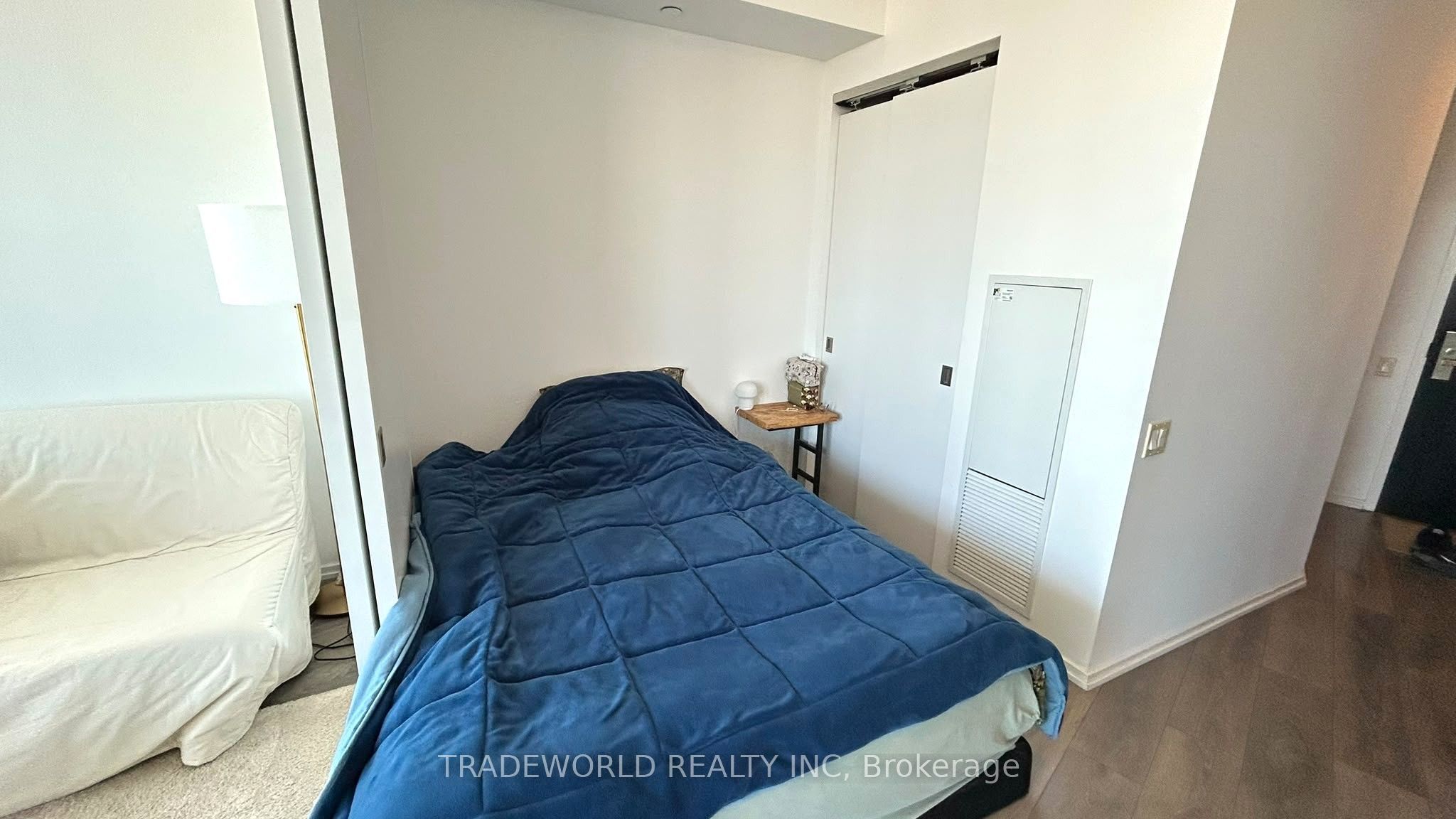 125 Peter Street 3305, Toronto, ON M5V 0M2 photo 5