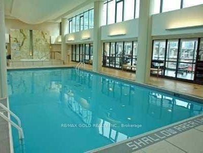 215 Fort York Boulevard 3201, Toronto, ON M5V 4A2 photo 2