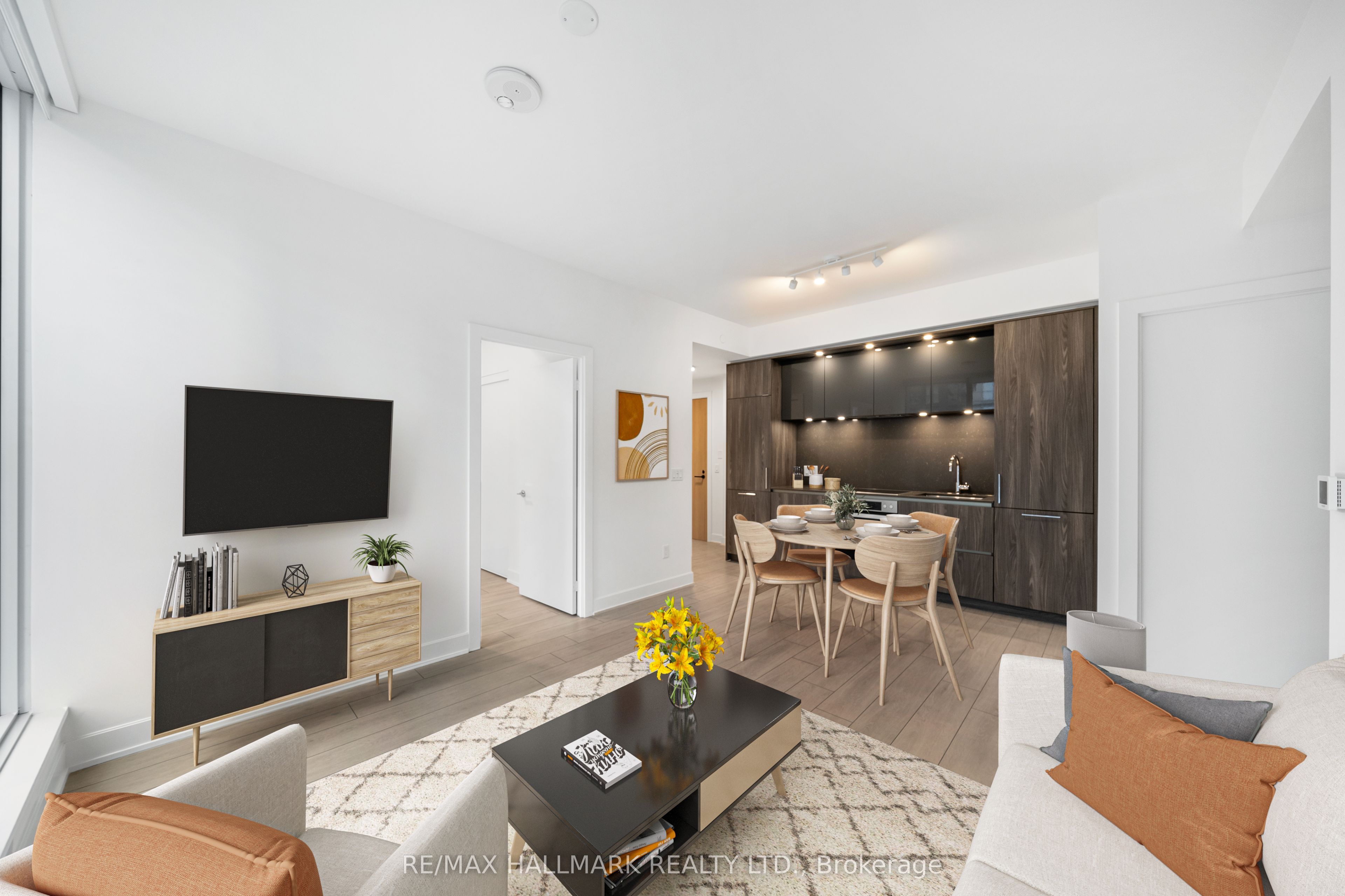 35 Mercer Street 1813, Toronto, ON M5V 1H2 photo 2