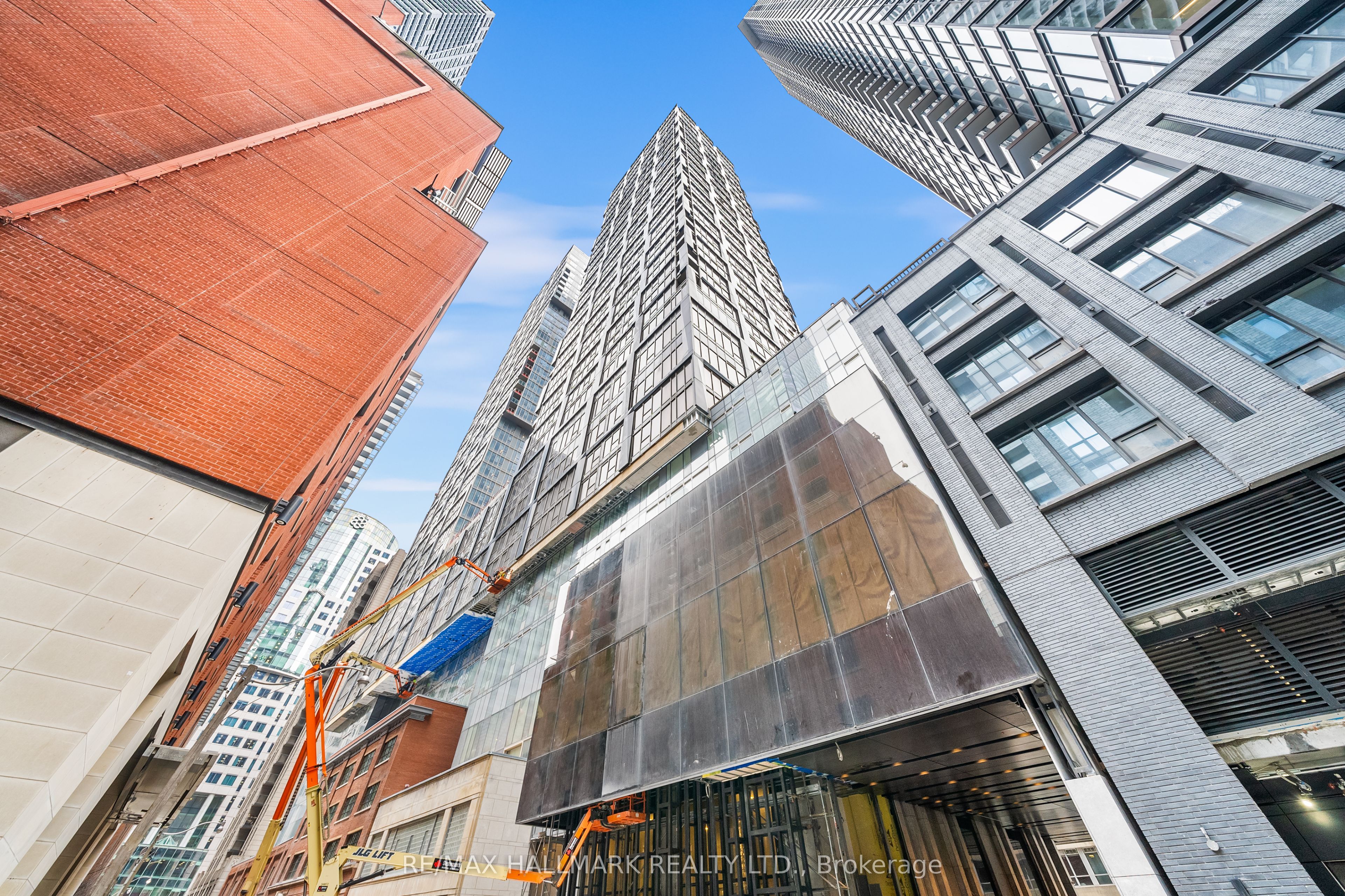 35 Mercer Street 1813, Toronto, ON M5V 1H2 photo 3