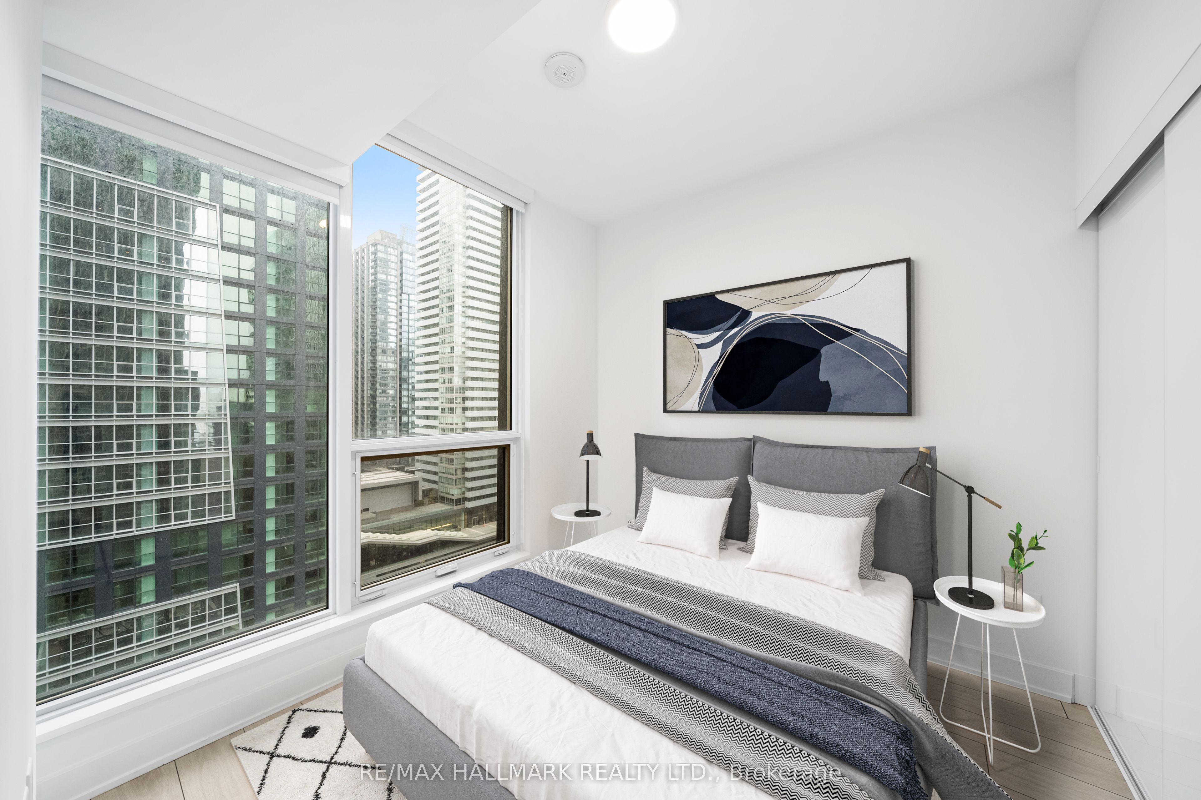 35 Mercer Street 1813, Toronto, ON M5V 1H2 photo 4