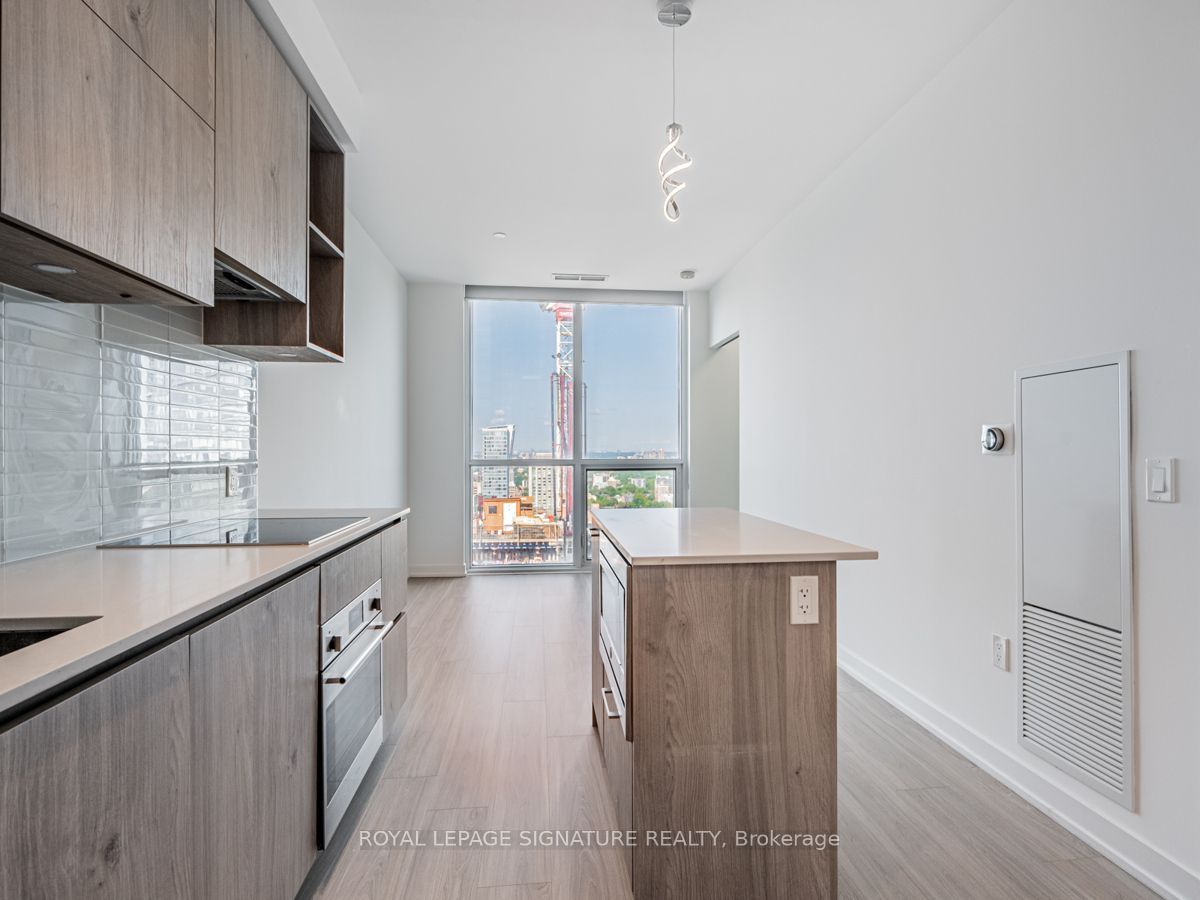 1 Yorkville Avenue 3203, Toronto, ON M4W 0B1 photo 4