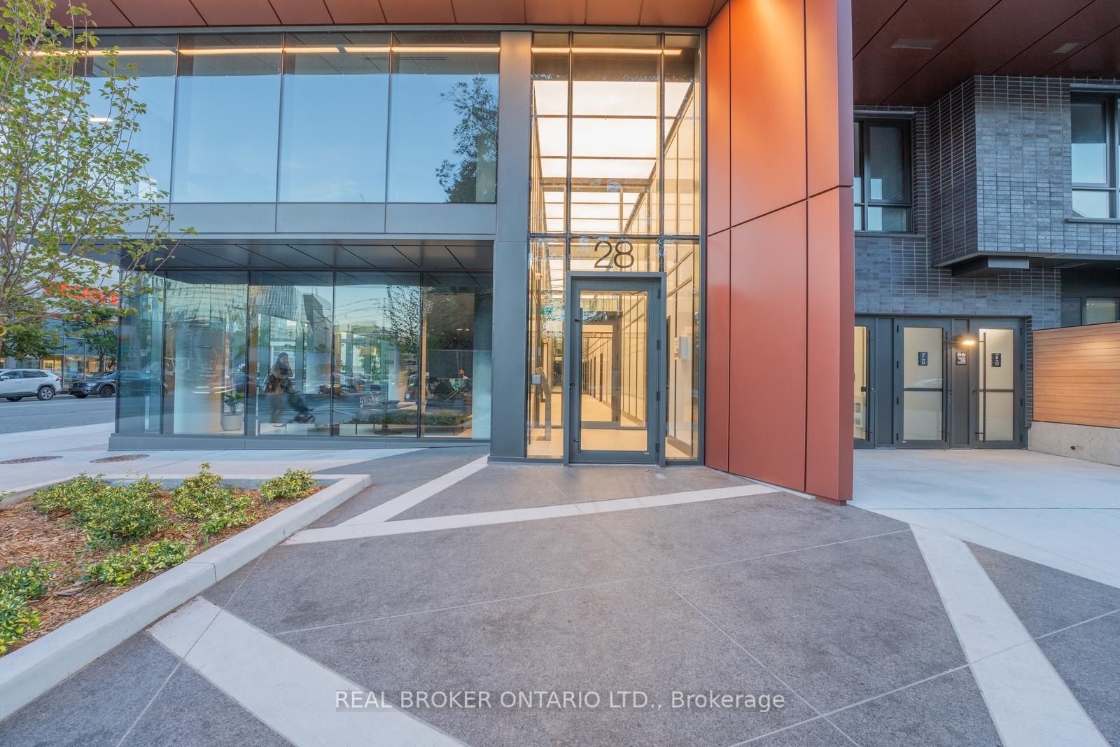 28 Eastern Avenue LPH16, Toronto, ON M5A 0Y2 photo 2