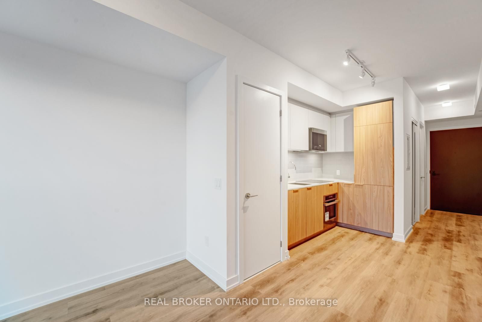 28 Eastern Avenue LPH16, Toronto, ON M5A 0Y2 photo 3