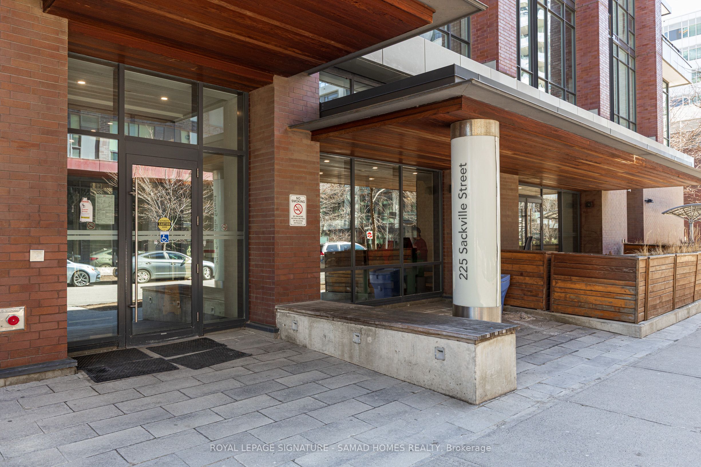 225 Sackville Street Ph2612, Toronto, ON M5A 0B9 photo 2