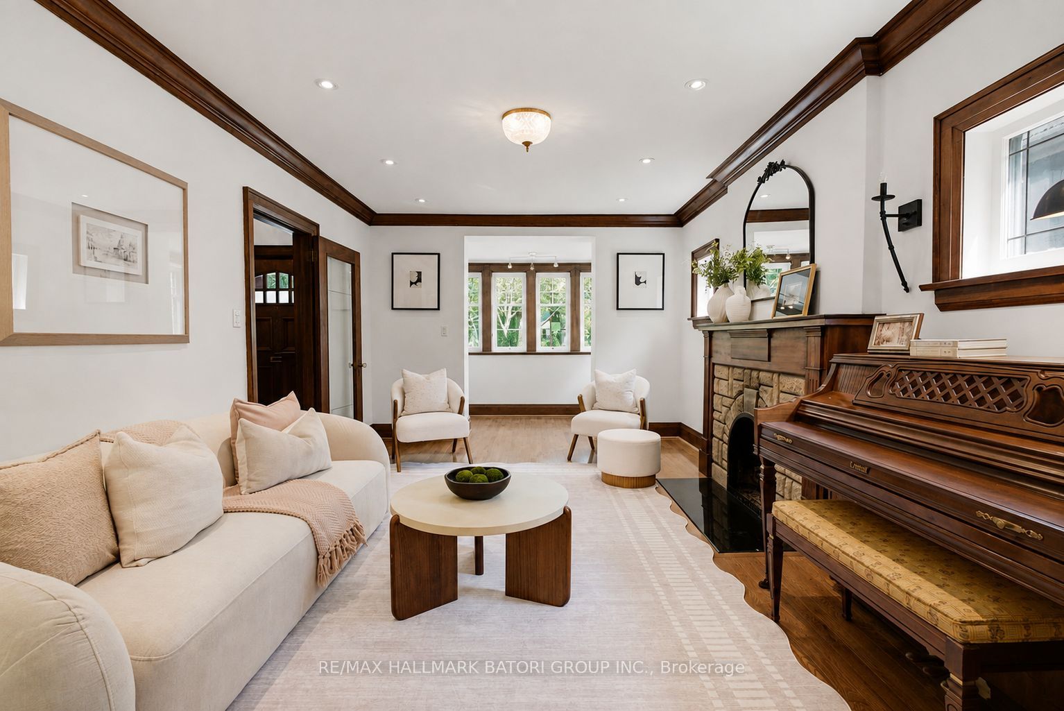 58 Castlewood Road, Toronto, ON M5N 2L2 photo 4