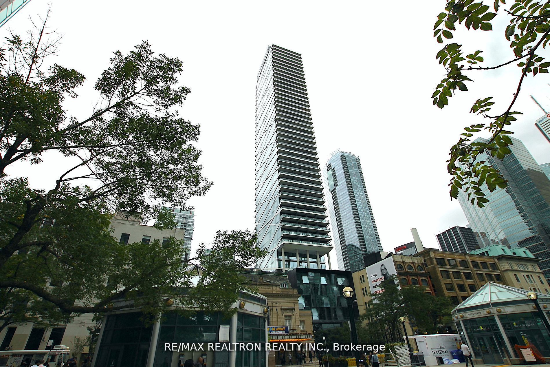 224 King Street W 2901, Toronto, ON M5H 0A6