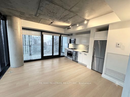 224 King Street W 2901, Toronto, ON M5H 0A6 photo 5