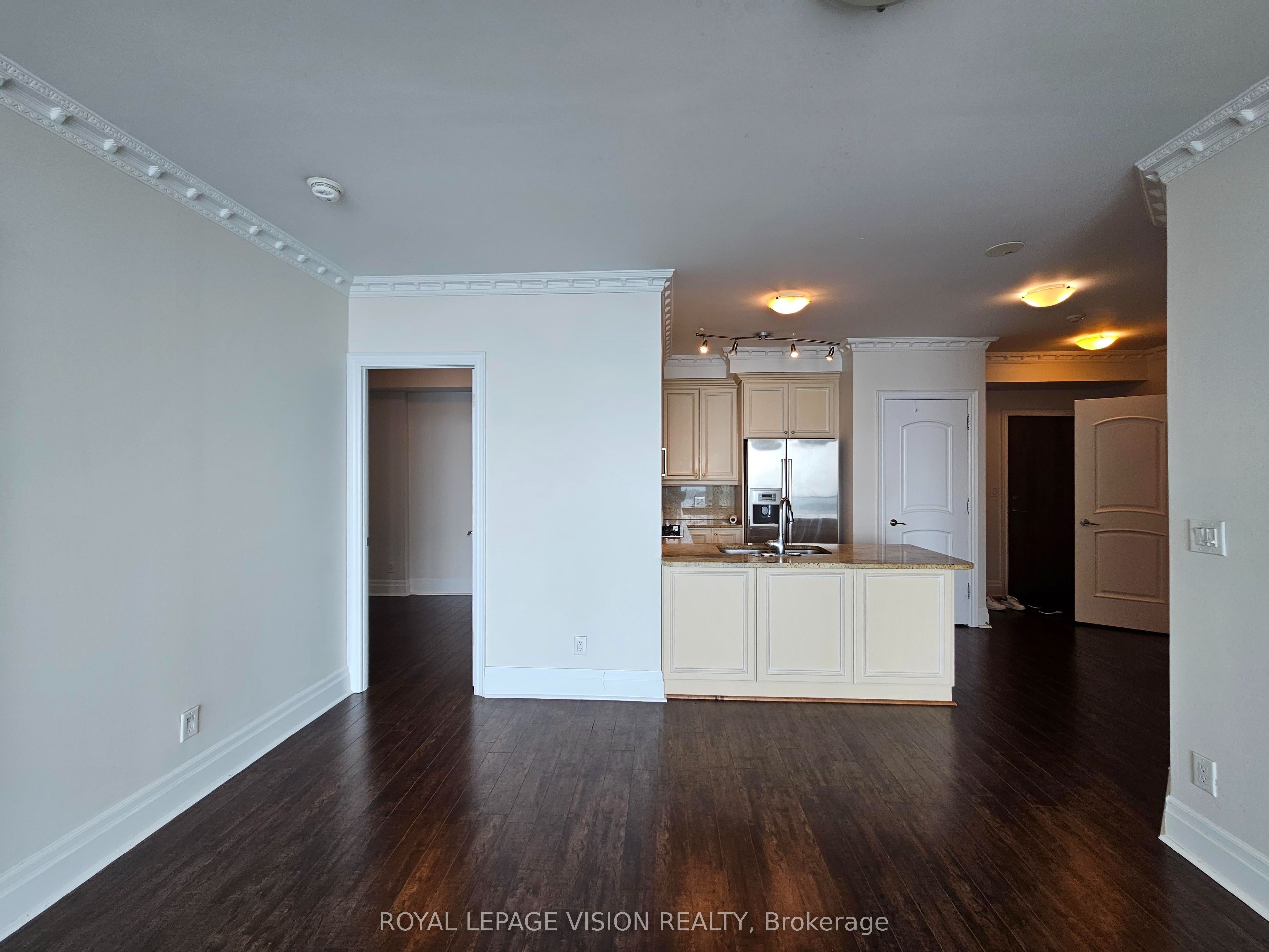 16 Harbour Street 3810, Toronto, ON M5J 2Z7 photo 5