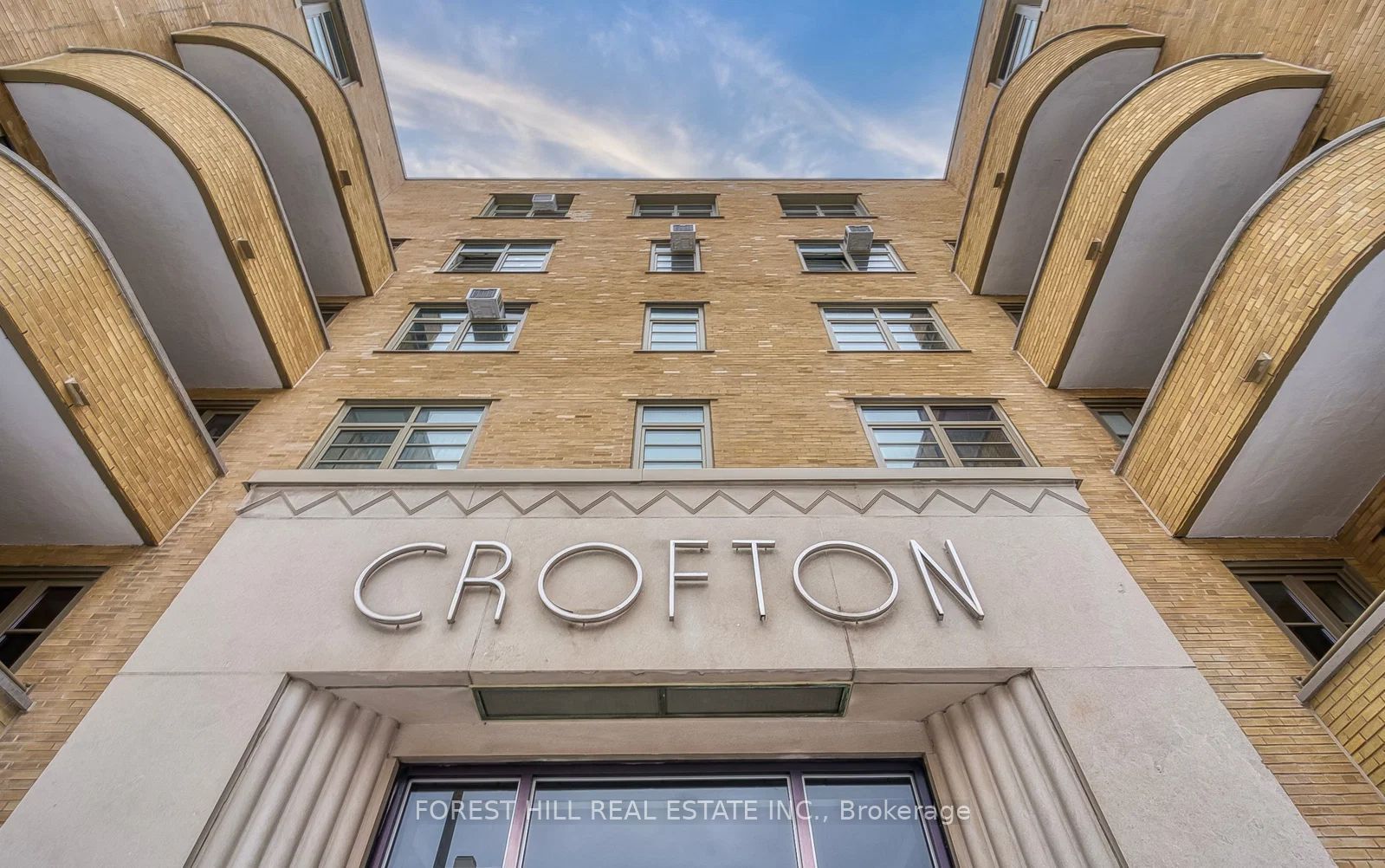 717 Eglinton Avenue W 301, Toronto, ON M5N 1C9 photo 3