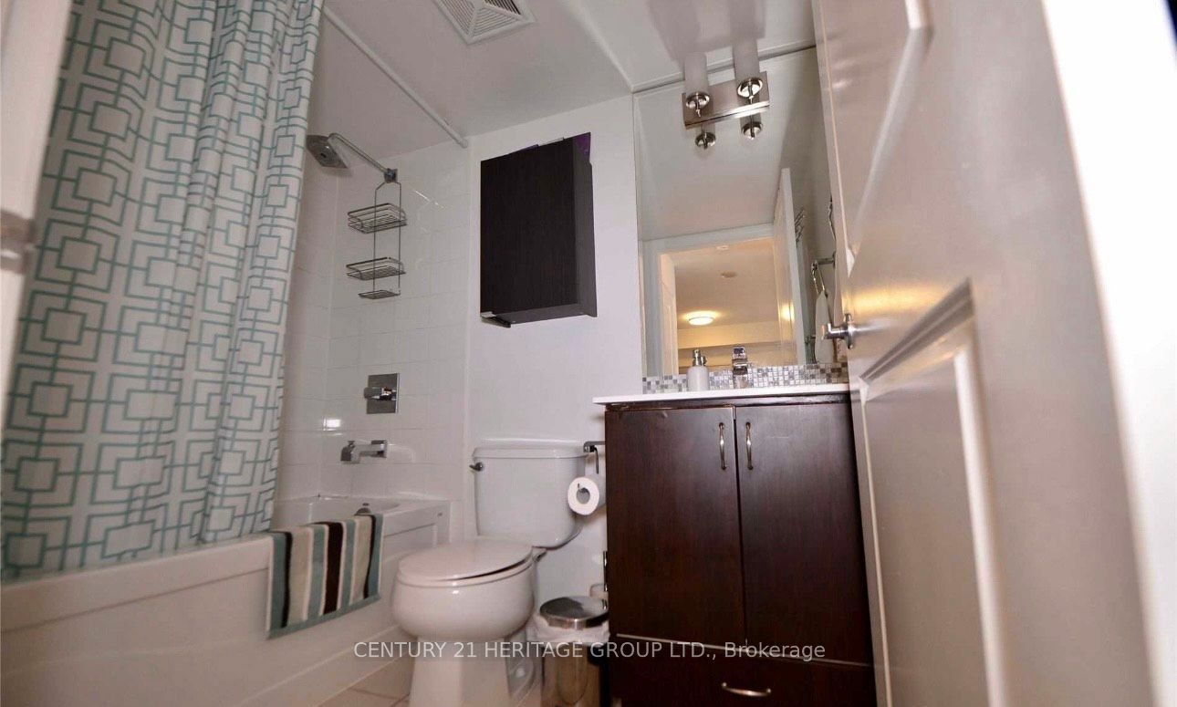 27 Rean Drive 306, Toronto, ON M2K 0A6 photo 5