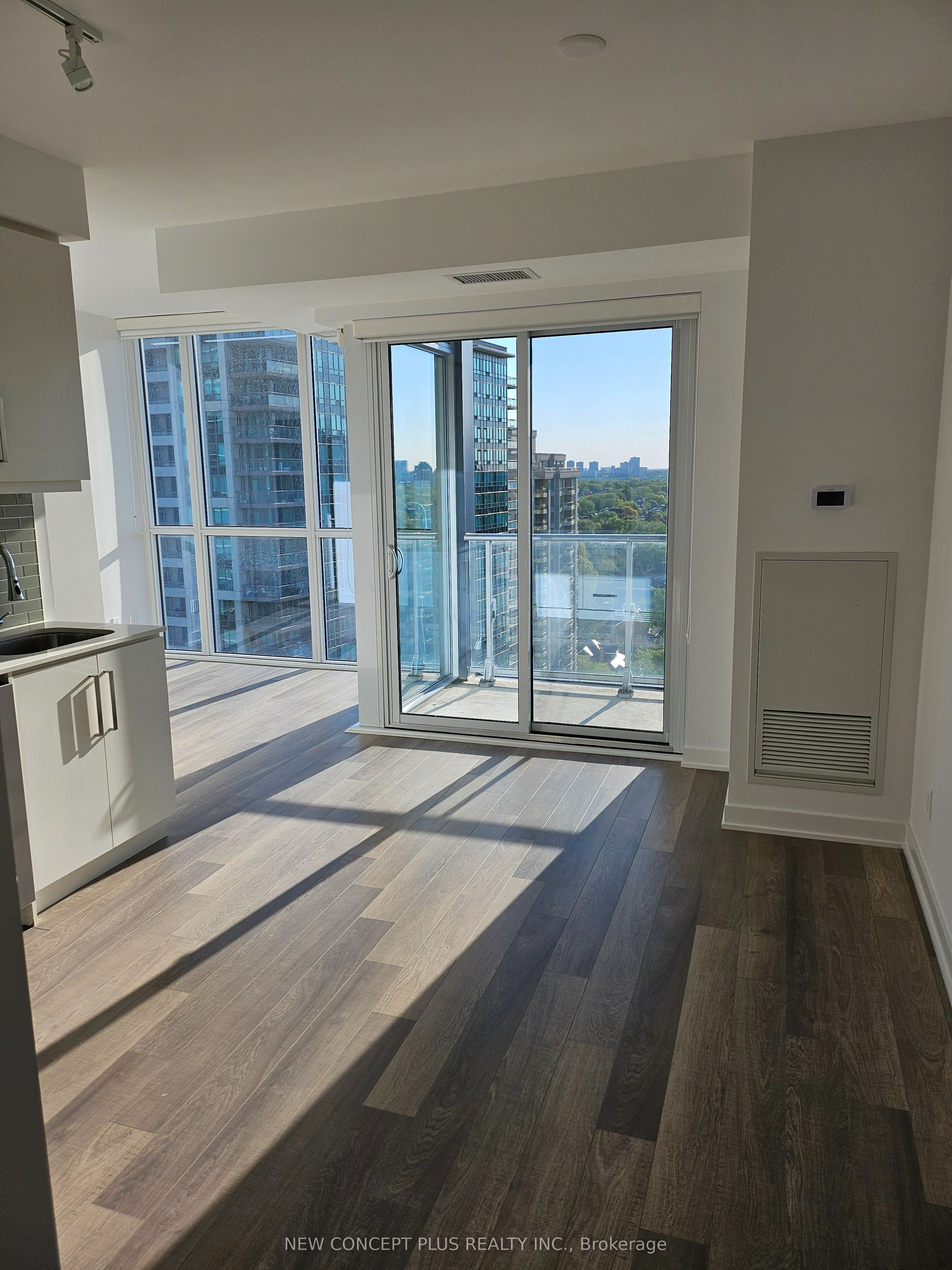 5180 Yonge Street 1505, Toronto, ON M2N 0K5