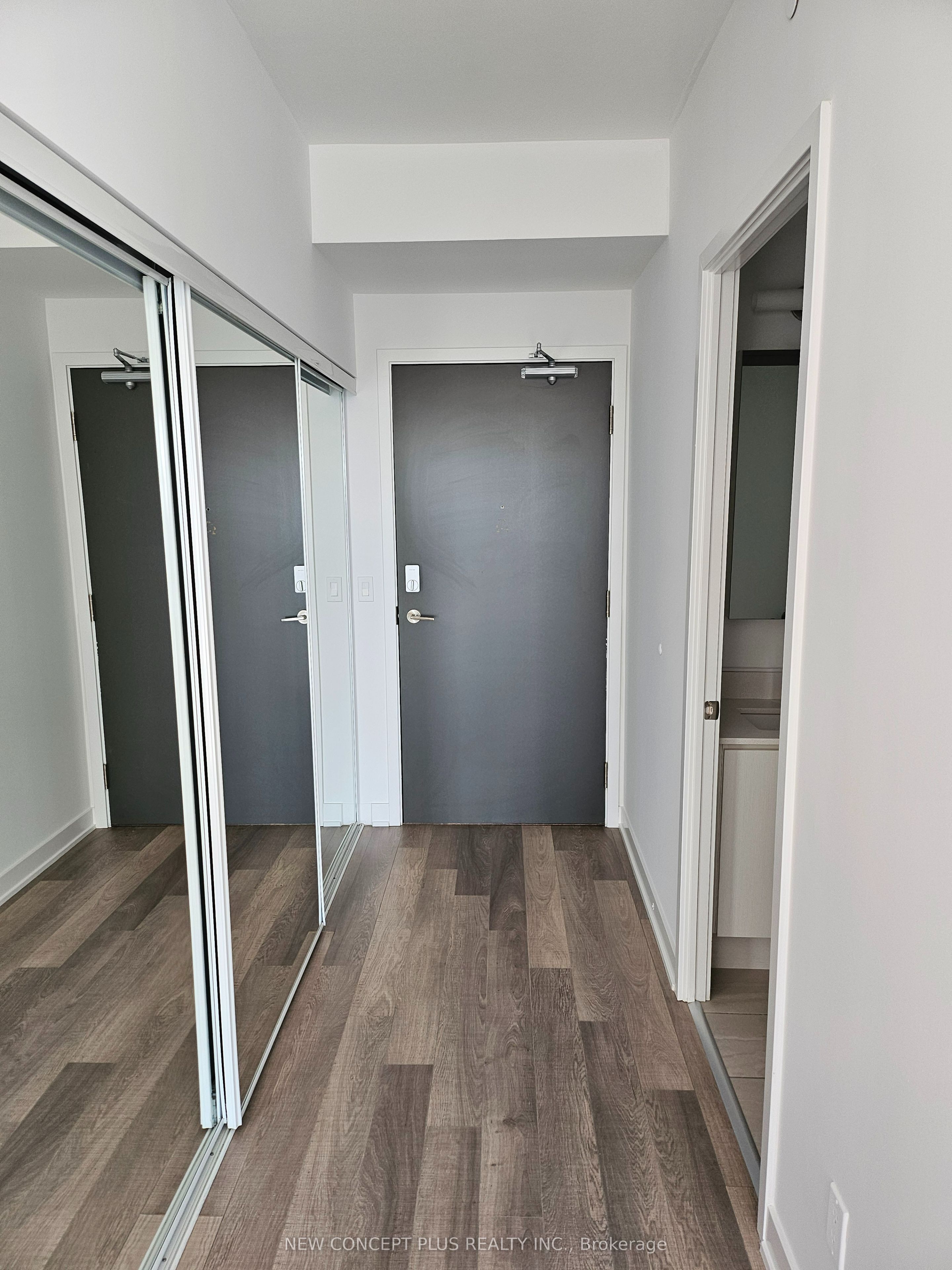 5180 Yonge Street 1505, Toronto, ON M2N 0K5 photo 3