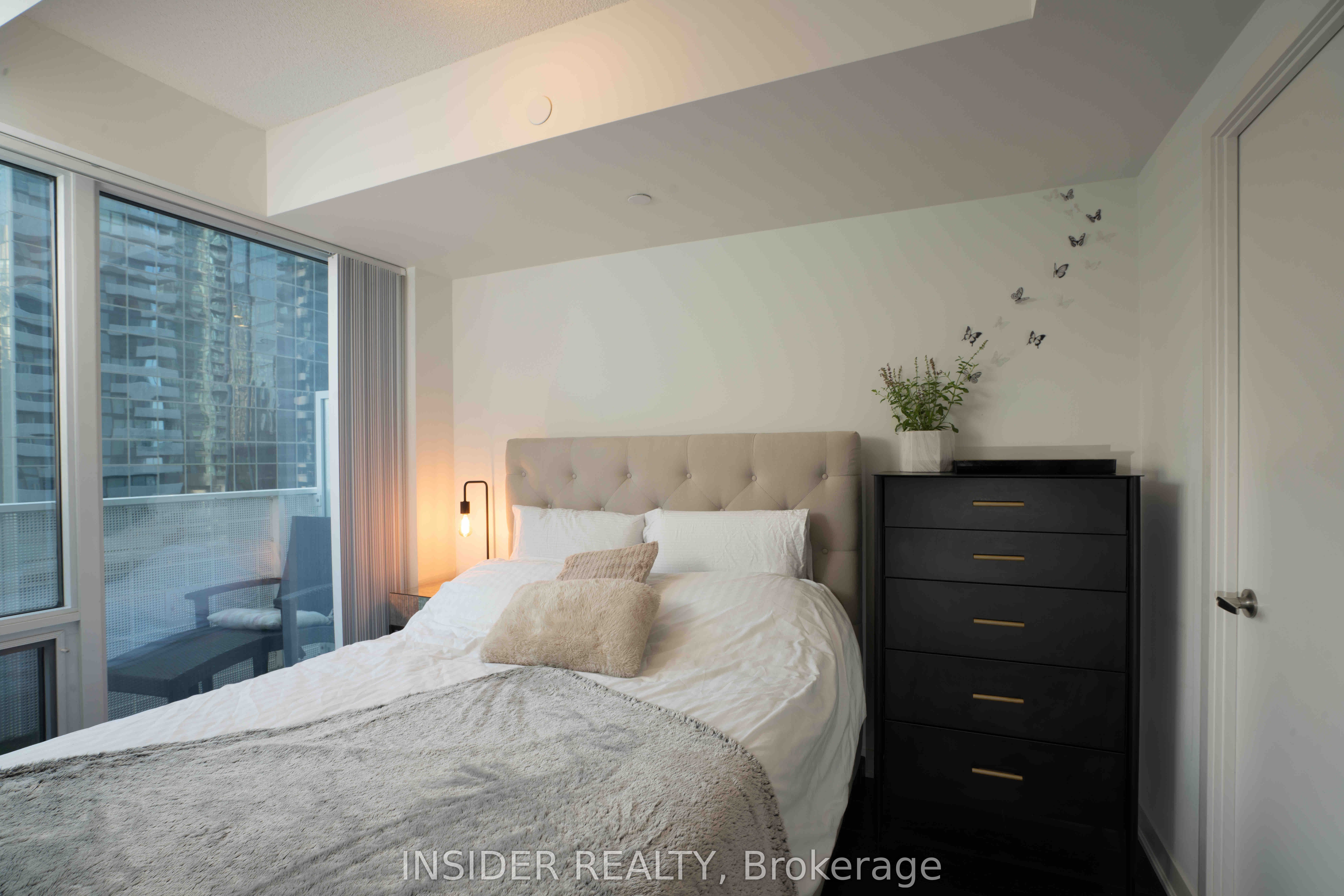 88 Harbour Street 1409, Toronto, ON M5J 0C3 photo 5