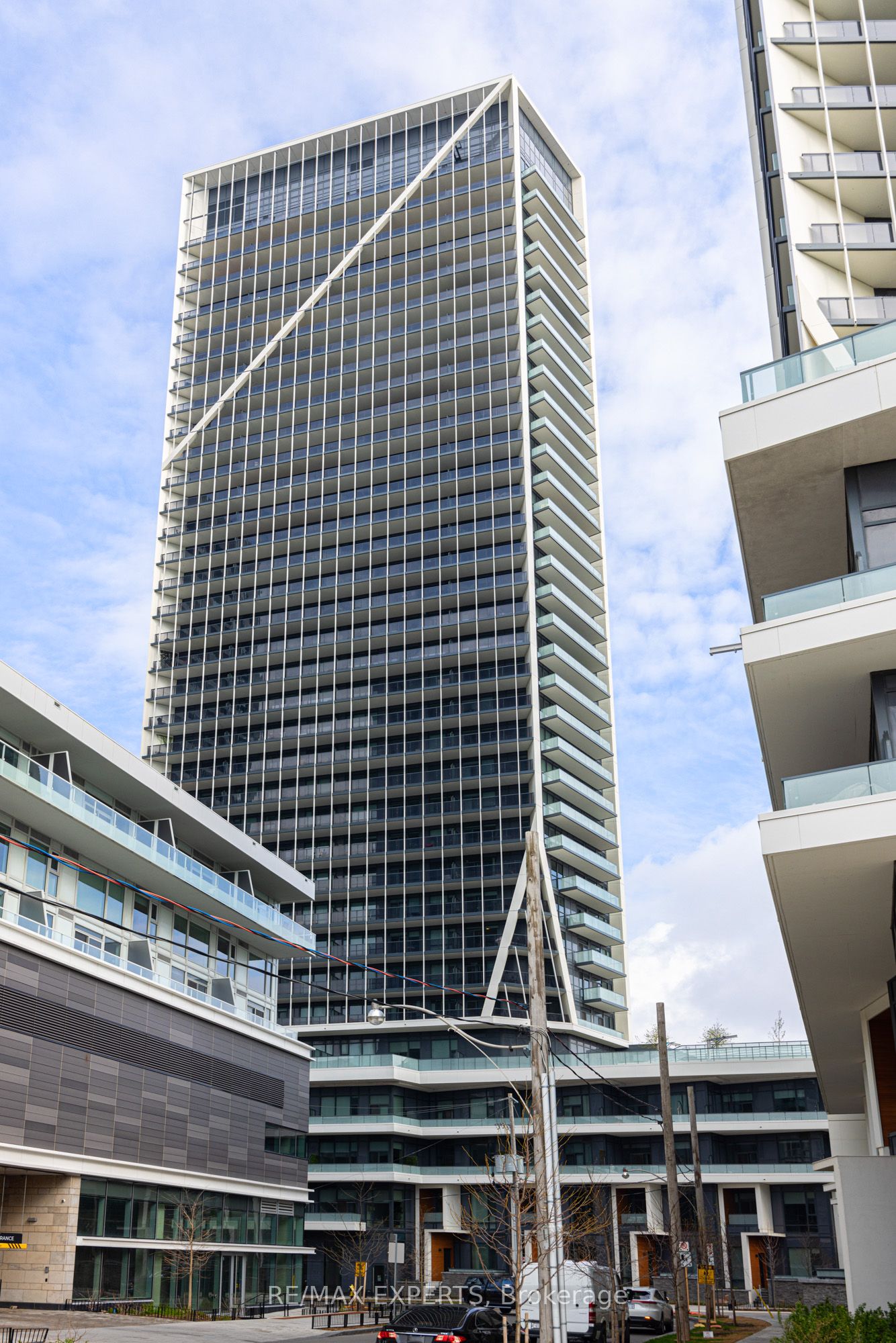50 Ordnance Street 2201, Toronto, ON M6K 0C9 photo 2