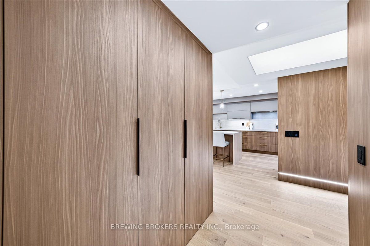3600 Yonge Street 737, Toronto, ON M4N 2N6 photo 5