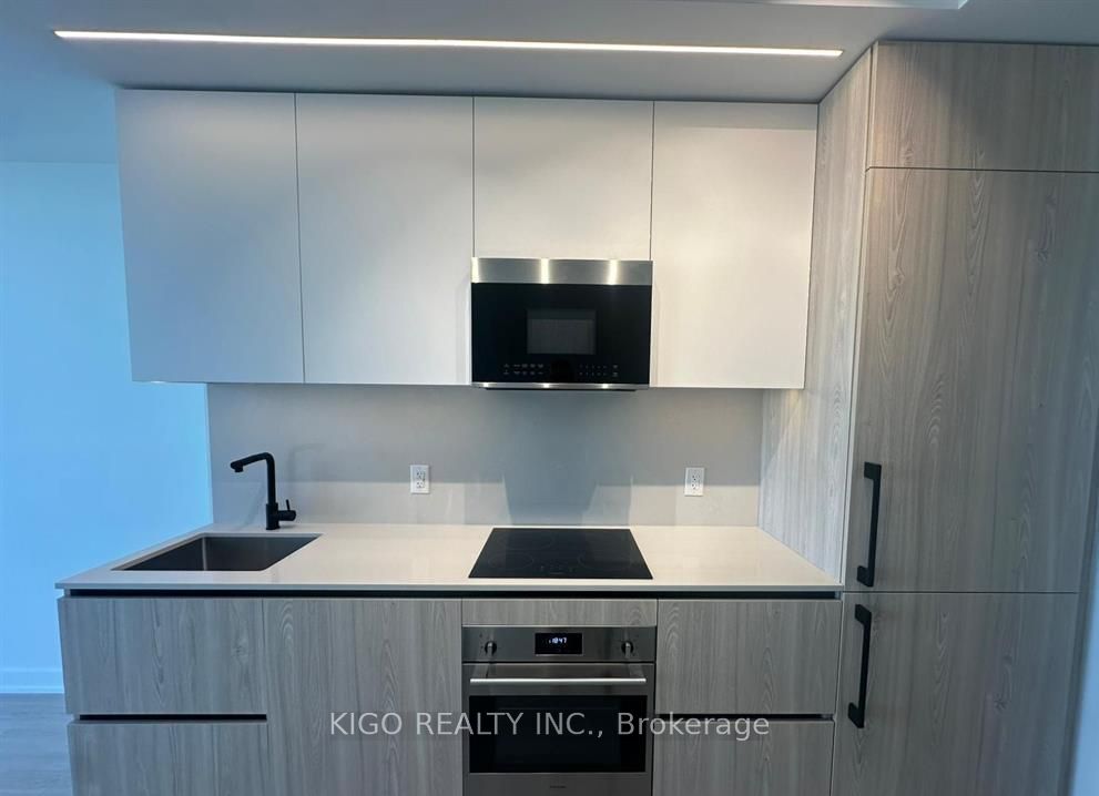 699 Sheppard Avenue E 501, Toronto, ON M2K 2P9 photo 2