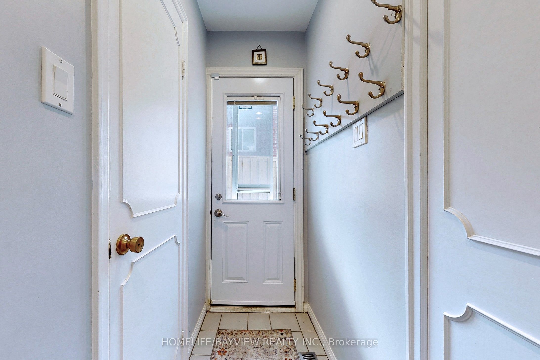 39 Shenstone(Basement) Road, Toronto, ON M2R 3B3 photo 3