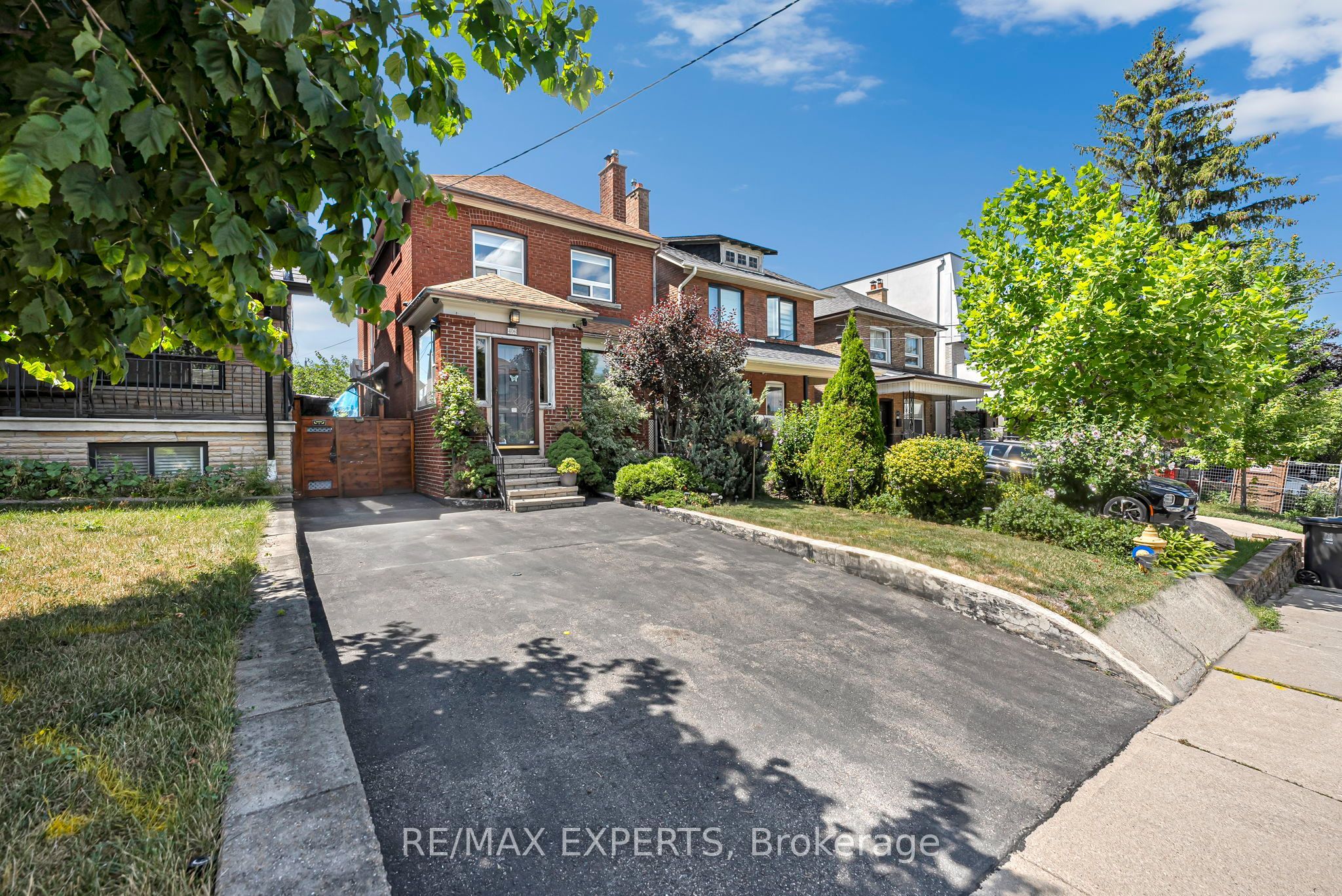 406 Lauder Avenue, Toronto, ON M6E 3J2