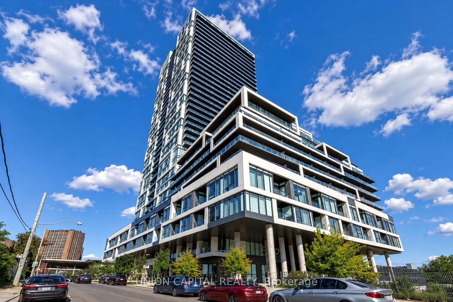 5 Defries Street 3013, Toronto, ON M5A 0W7