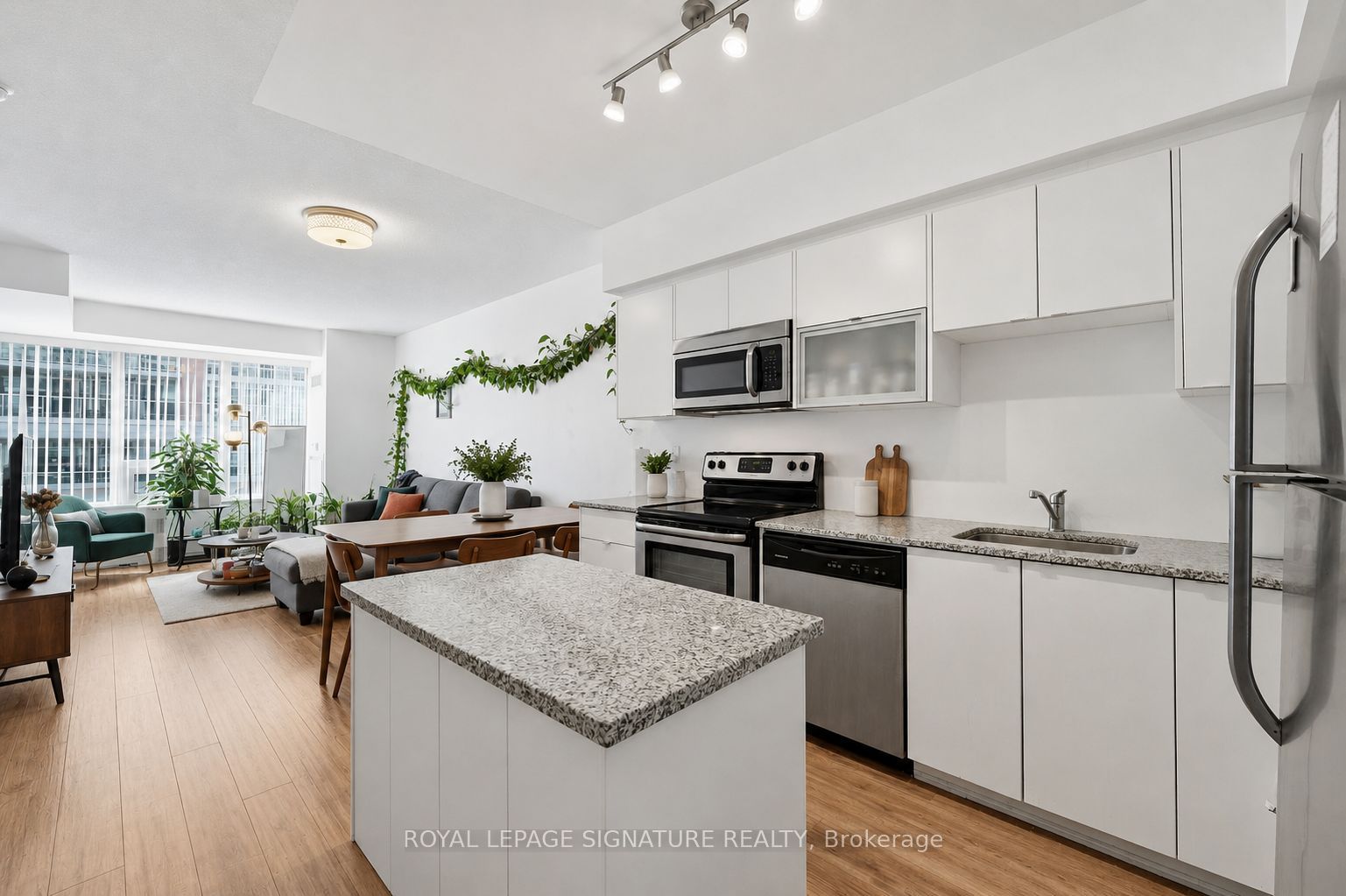 59 East Liberty Street 905, Toronto, ON M6K 3R1
