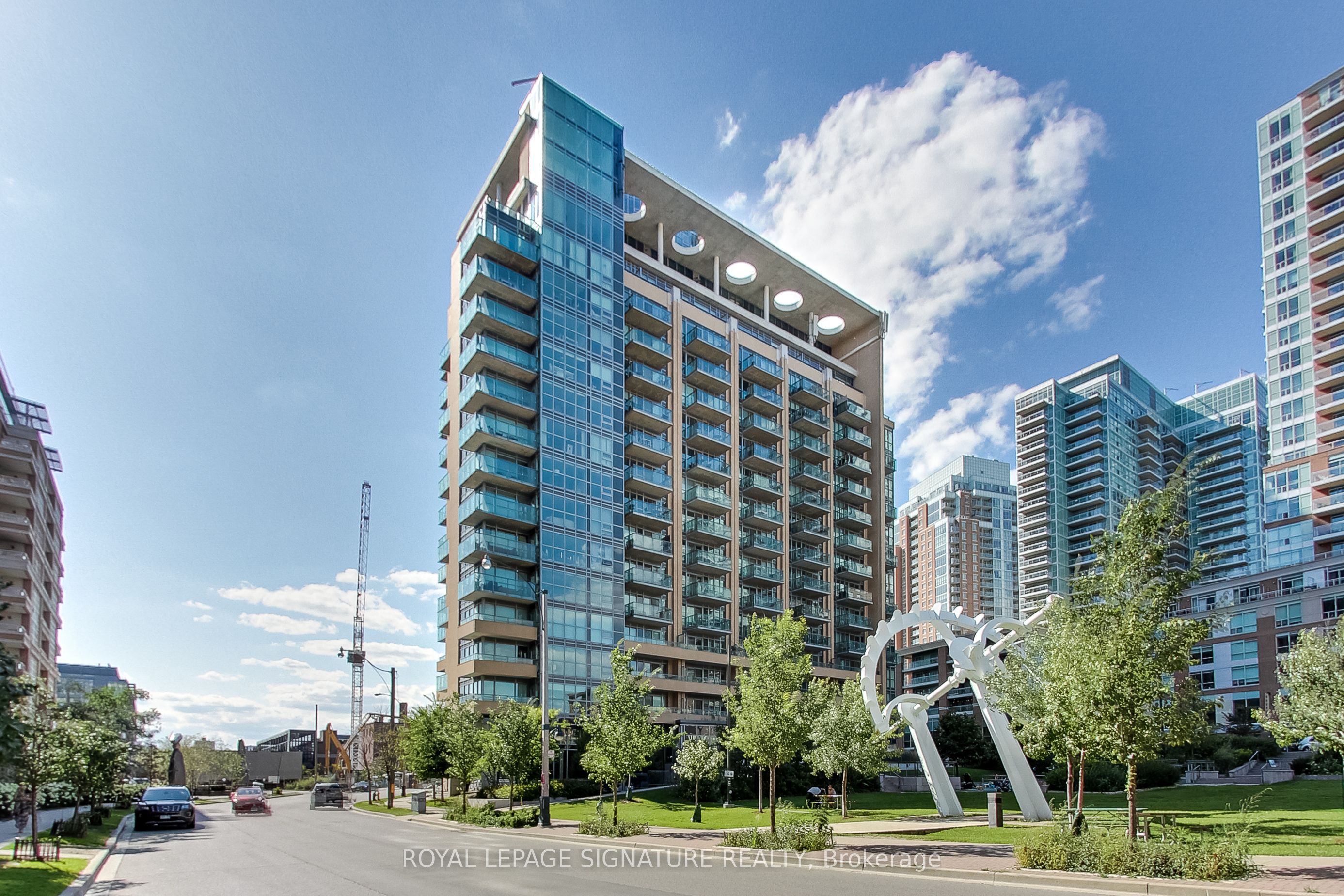 69 Lynn Williams Street 904, Toronto, ON M6K 3R7 photo 5