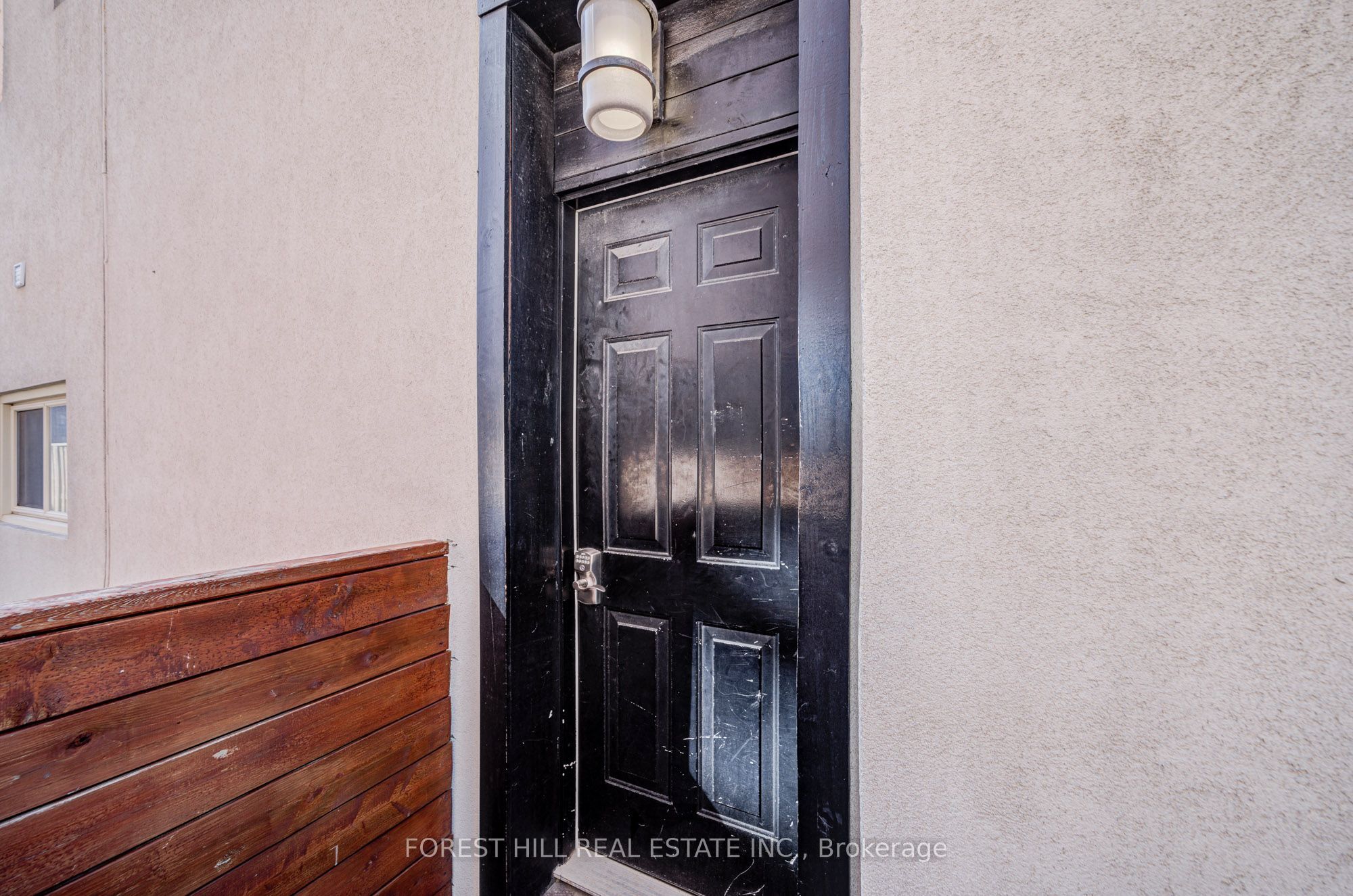 85 Vaughan Road 5, Toronto, ON M6C 2L9 photo 5