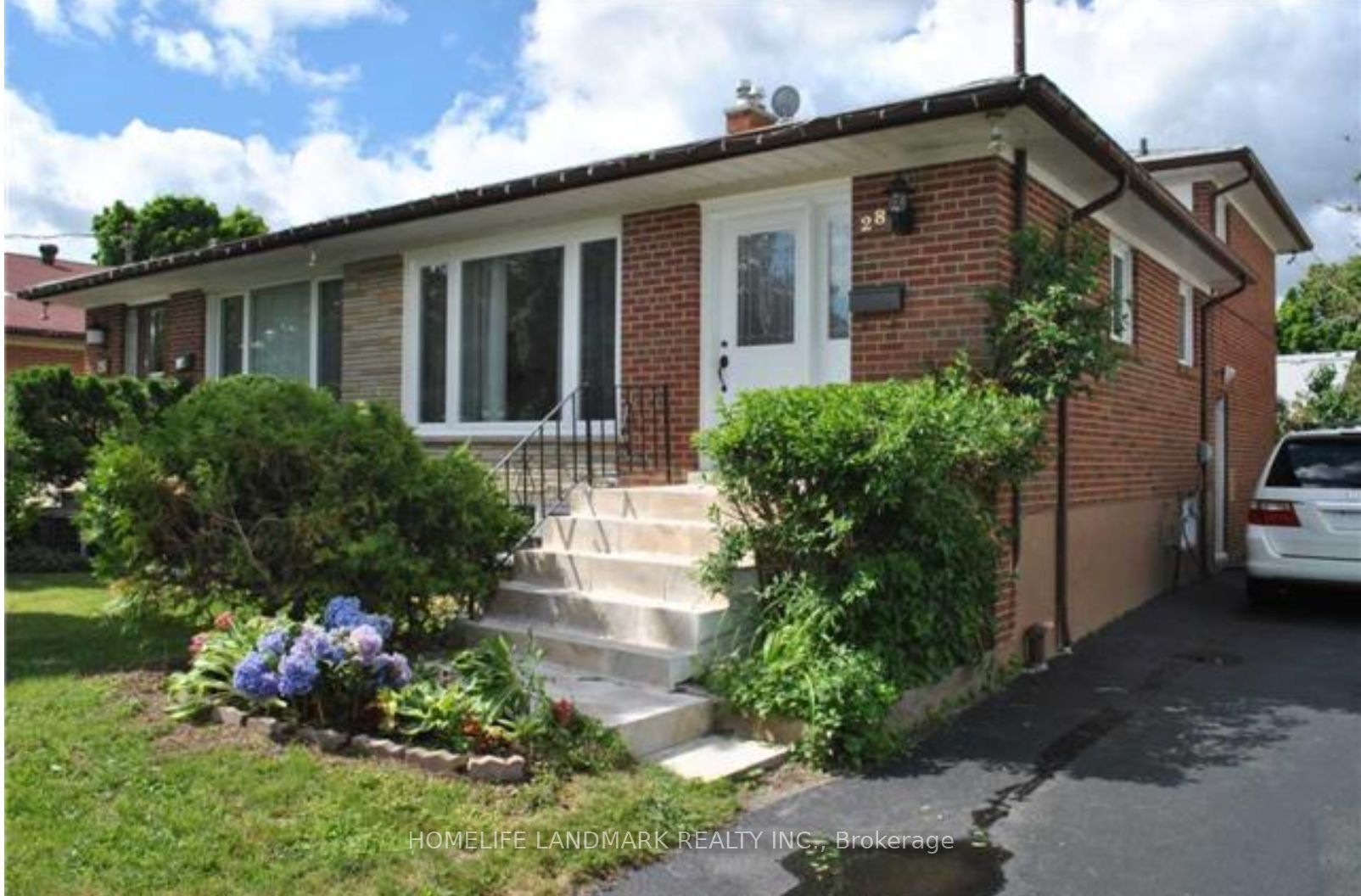 28 Roywood Drive, Toronto, ON M3A 2C6 photo 2