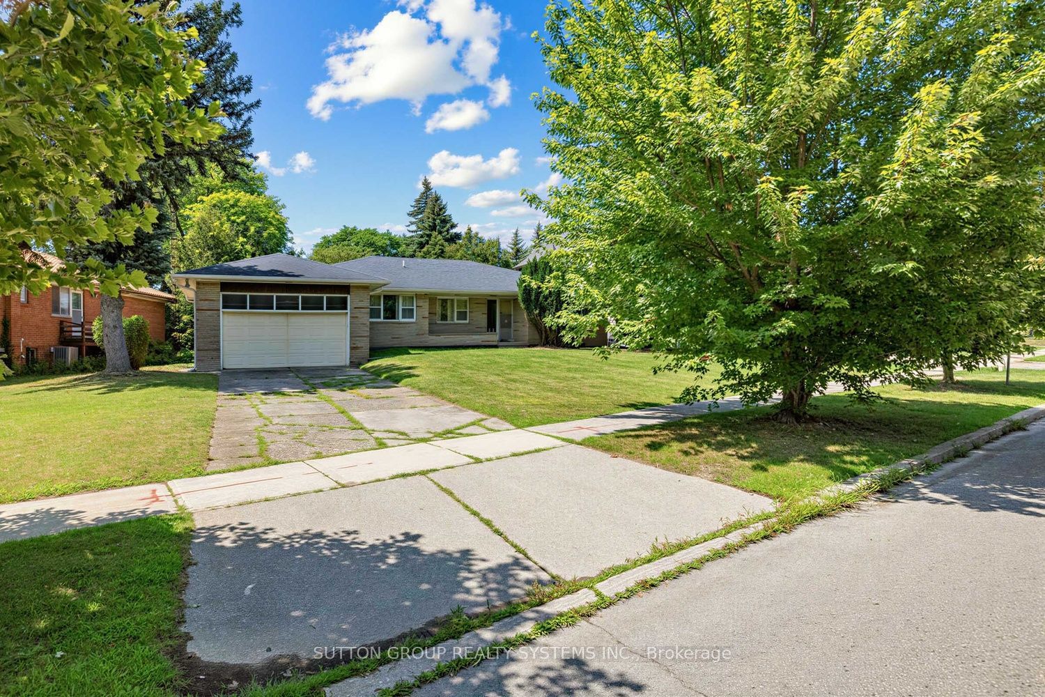 4 Banbury Road, Toronto, ON M3B 2L3 photo 4
