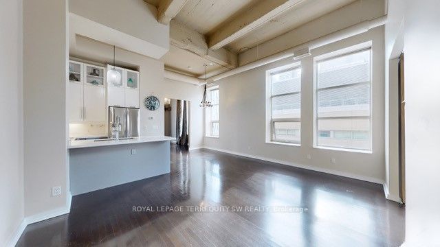135 Dalhousie Street 405, Toronto, ON M5B 2S1