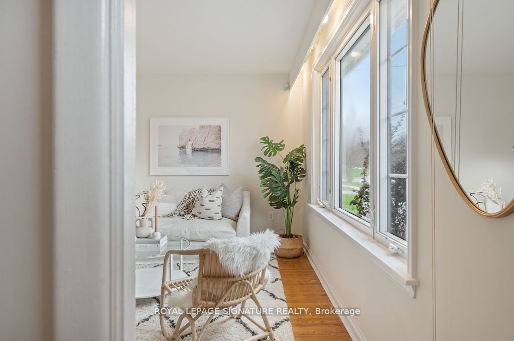 124 Homewood Avenue, Toronto, ON M2M 1K3 photo 5