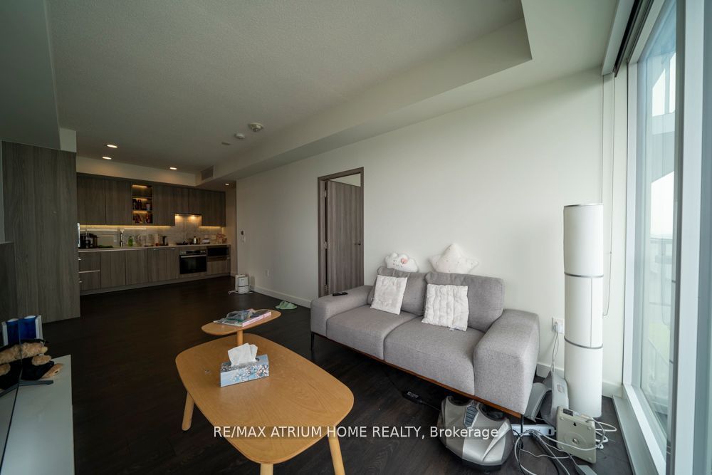 95 Mcmahon Drive 1002, Toronto, ON M2K 0H3 photo 2