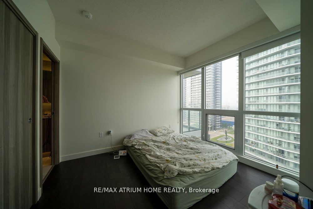 95 Mcmahon Drive 1002, Toronto, ON M2K 0H3 photo 5