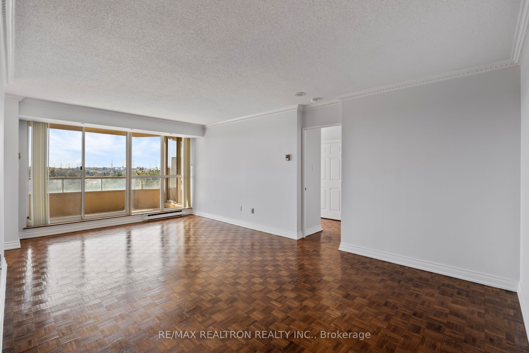 10 Torresdale Avenue 506, Toronto, ON M2R 3V8 photo 3