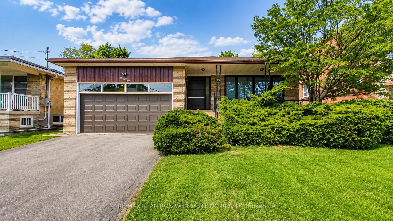 284 Wilmington Avenue Lower, Toronto, ON M3H 5K7